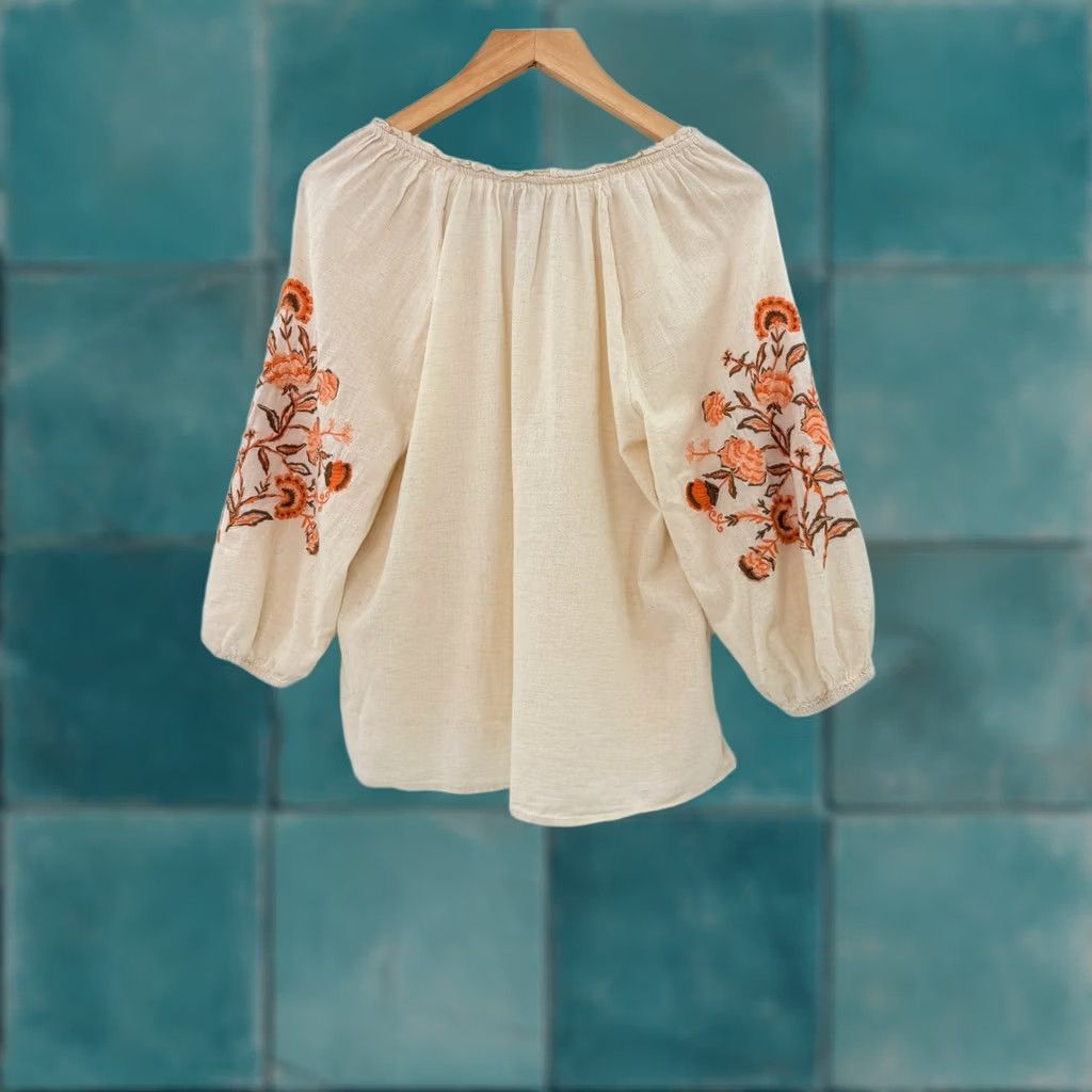 Vintage Chicos Beig*e?* Embroidered Floral Tassels V-Neck Boho Tunic Top Size 1 Women Shirt Size XS / US 0-2 / IT 36-38 - 1 Thumbnail