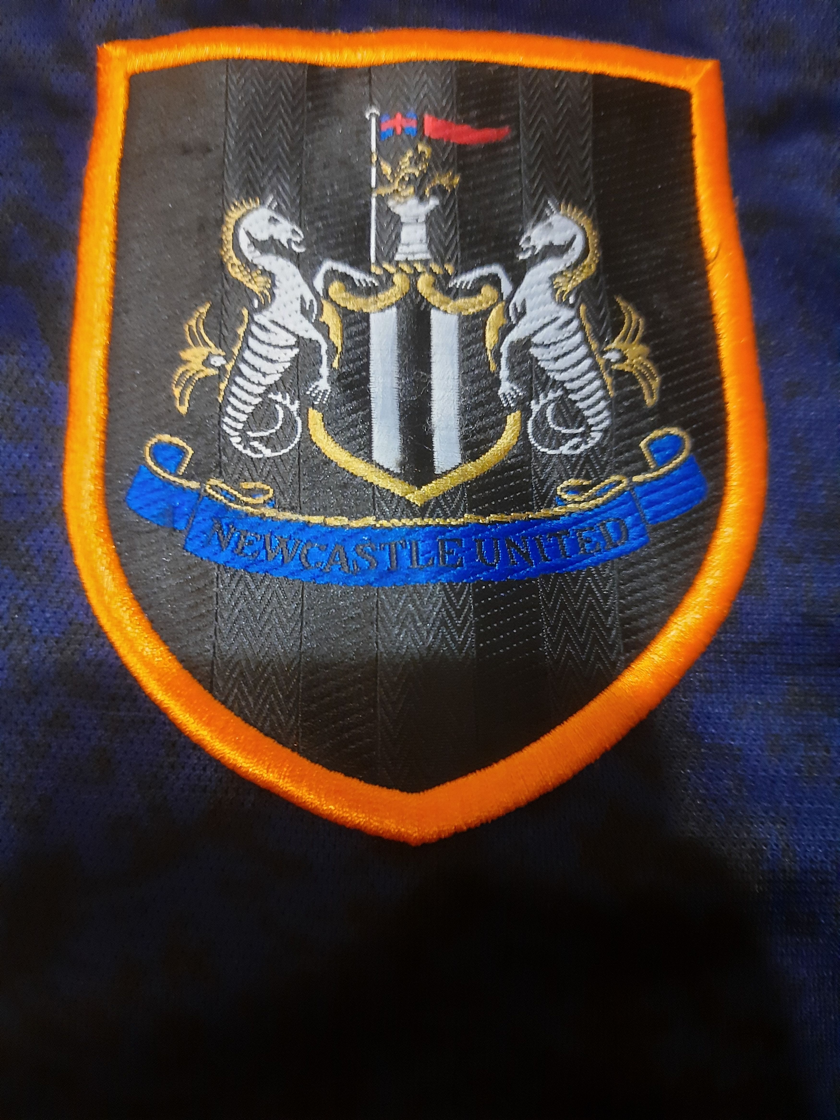 Other Newcastle Retro Vintage Y2k Soccer Shirt Size US L / EU 52-54 / 3 - 3 Thumbnail