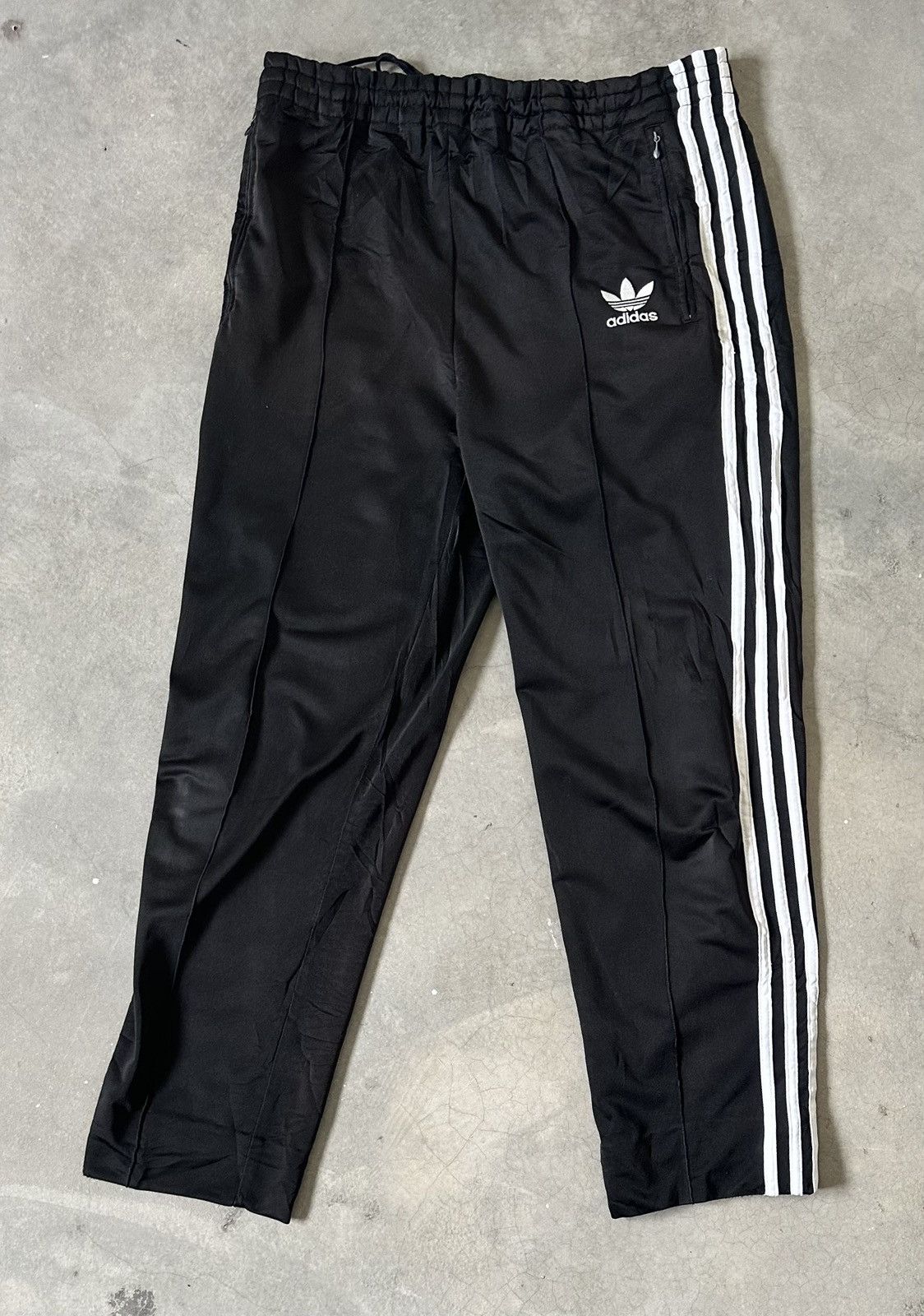 Adidas VINTAGE ADIDAS TRACK PANT Size US 38 / EU 54 - 1 Thumbnail
