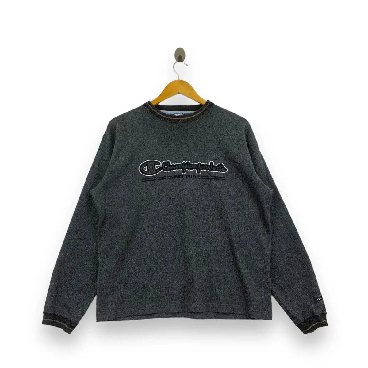 Champion Vintage CHAMPION PRODUCTS Embossed Ringer Size L / US 10 / IT 46 - 1 Thumbnail