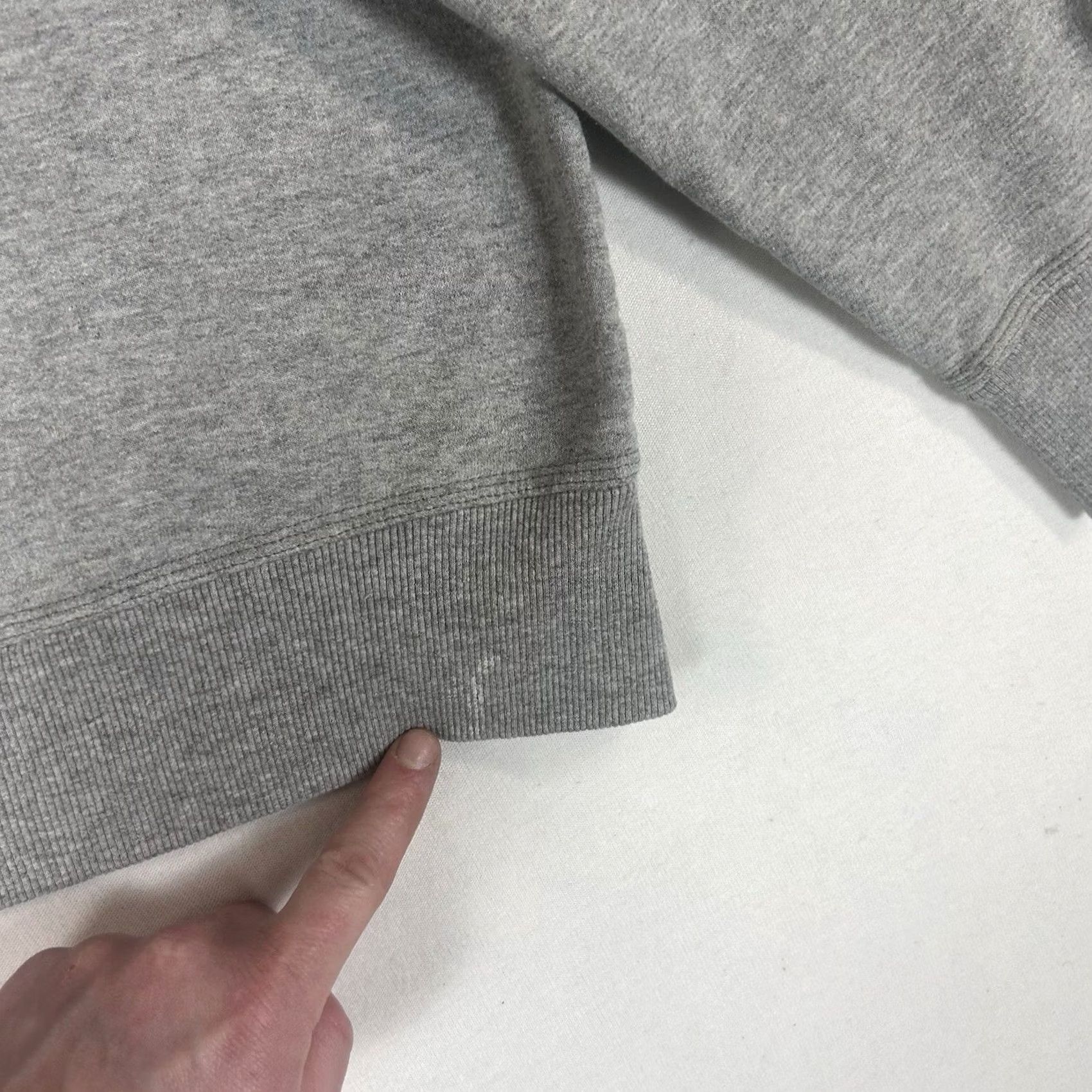 Champion Champion Sweatshirt Mens XL Crewneck Classic Big Logo Athletic Fleece Pullover Gray Logo Mens XL Size US XL / EU 56 / 4 - 5 Thumbnail