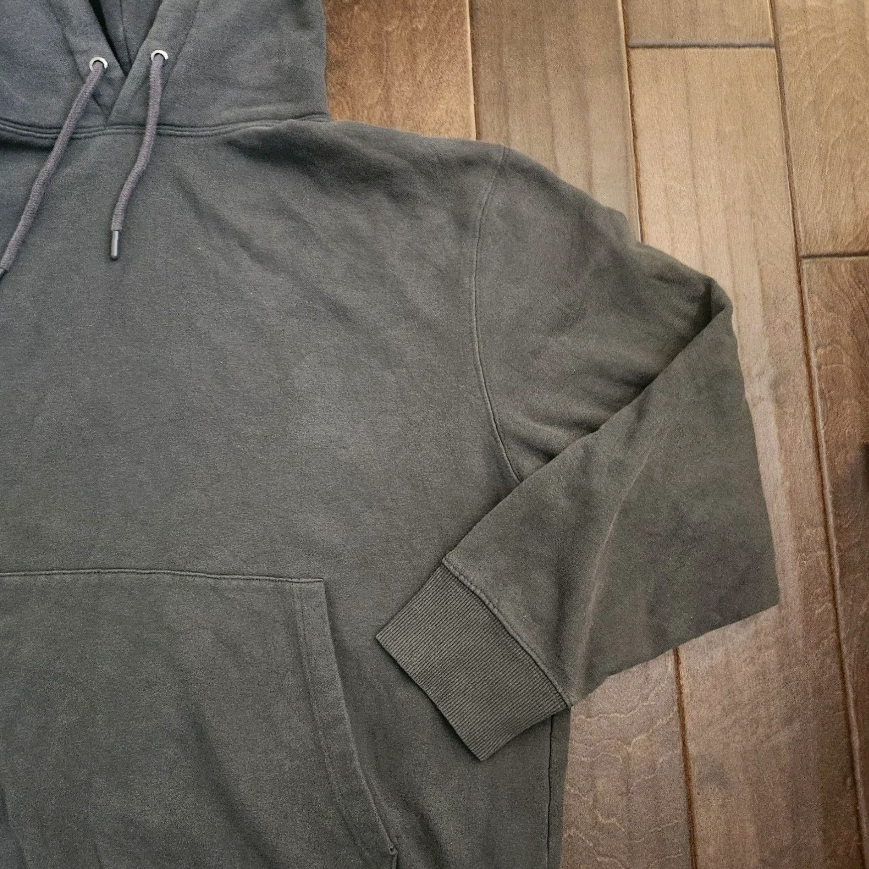 Topman Topman Hoodie Gray XL Mens Pullover Fleece Hooded Sweatshirt Pocket Drawstring Long Sleeve Cotton Polyester Regular Fit Machine Washable Size US XL / EU 56 / 4 - 5 Thumbnail
