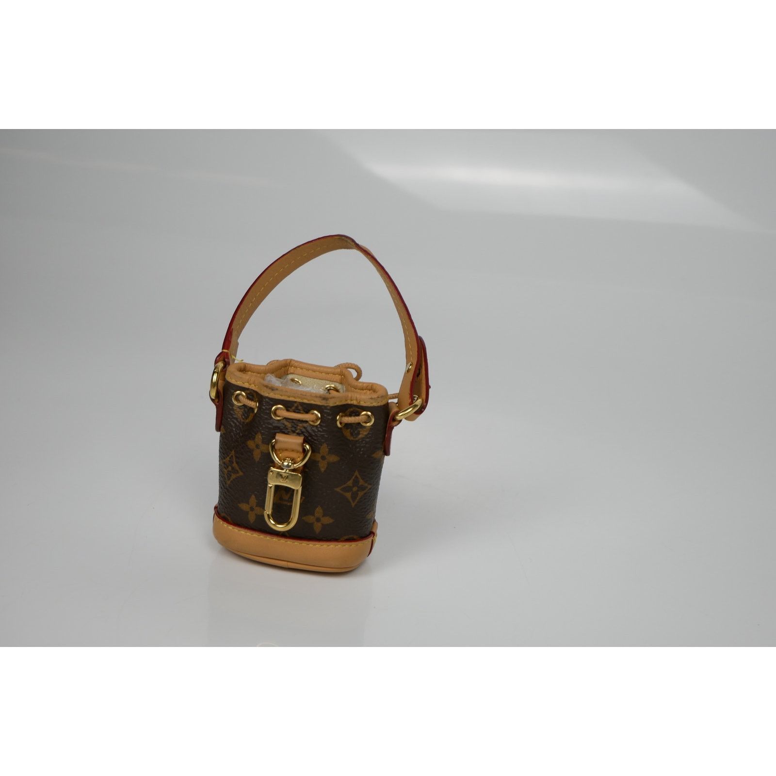 Louis Vuitton Louis Vuitton Micro Neo Bag Charm Size ONE SIZE - 3 Thumbnail