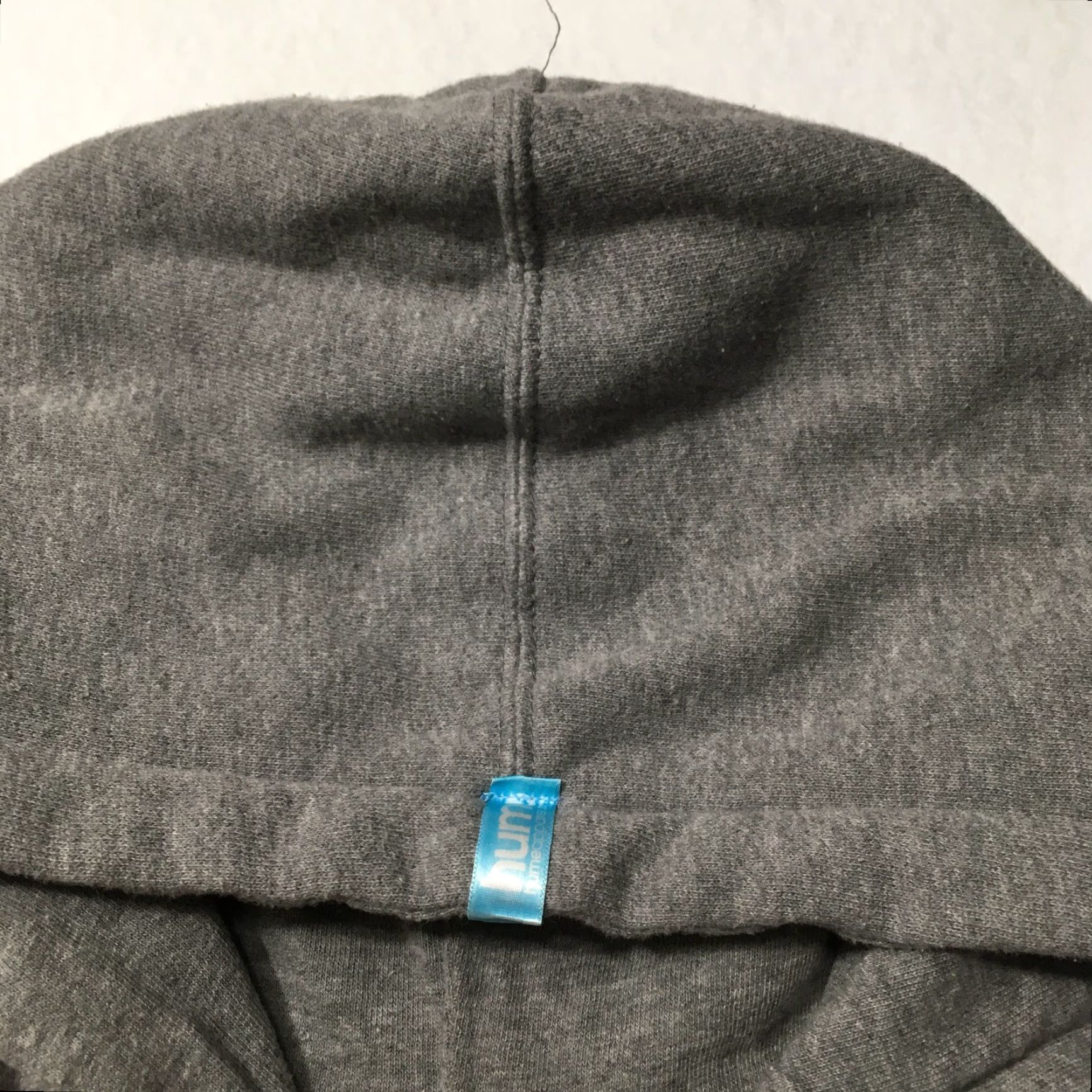 Vintage HUME Mens Hooded Sweatshirt Gray M Shirt Mens Hooded Sweatshirt Gray M GRAPHIC Size US M / EU 48-50 / 2 - 4 Thumbnail