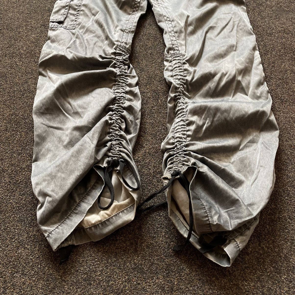 Vintage Vintage Y2K Baggy Cargo Pants Distressed Streetwear Logo 33 Size 33" - 2 Thumbnail