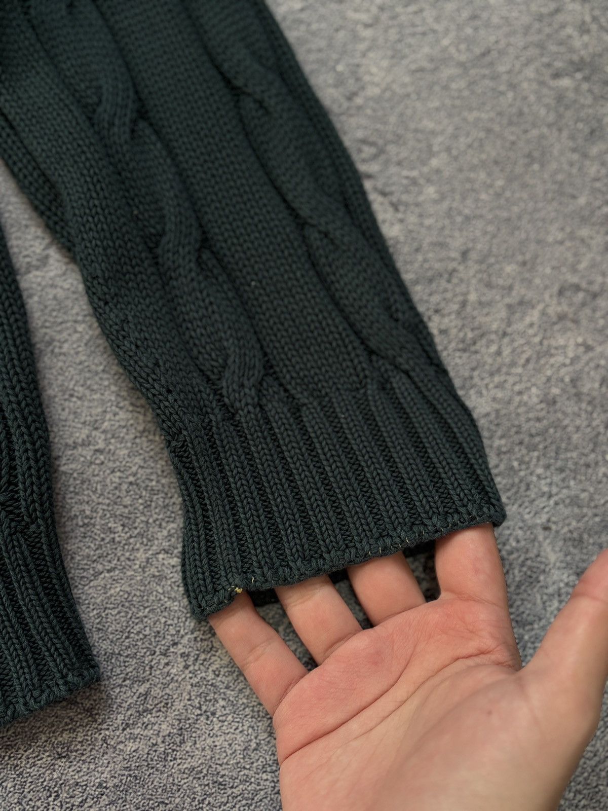 Burberry Burberry London Dark Green Cable Knit Cotton Sweater Size L Size US L / EU 52-54 / 3 - 7 Thumbnail