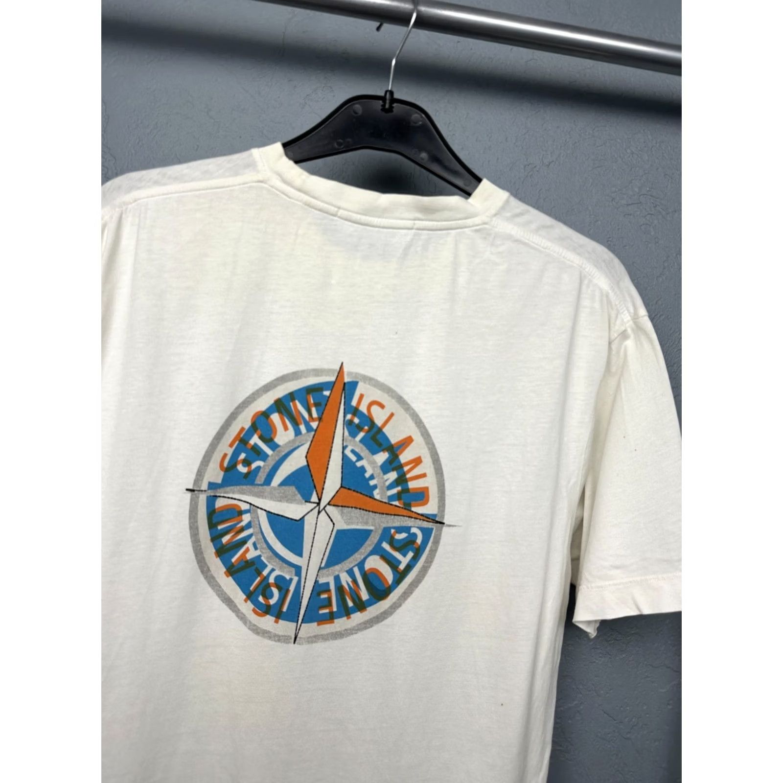 Stone Island Stone Island Mens Big Logo T-Shirt Size L White Cotton Short Sleeve Crew Neck Graphic Print Logo Mens L White Stone Island Size US L / EU 52-54 / 3 - 2 Thumbnail