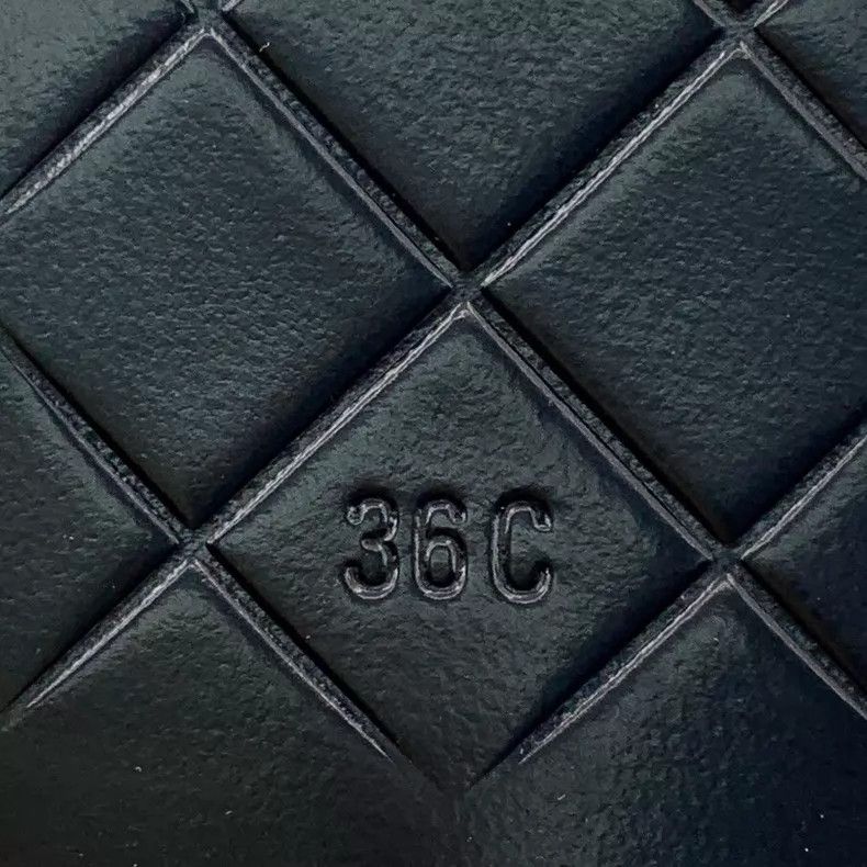 Chanel Chanel 25C black diamond double C logo lambskin wrap-head Size US 5.5 / IT 35.5 - 7 Thumbnail