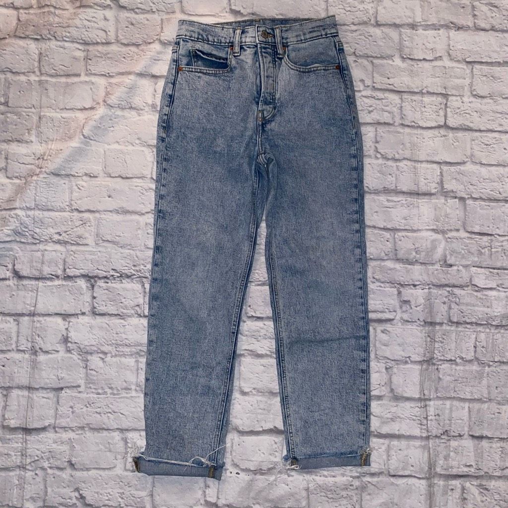 Old Navy Old Navy women 0 extra high rise sky hi straight secret slim Size 25" / US 0 / IT 36 - 1 Thumbnail