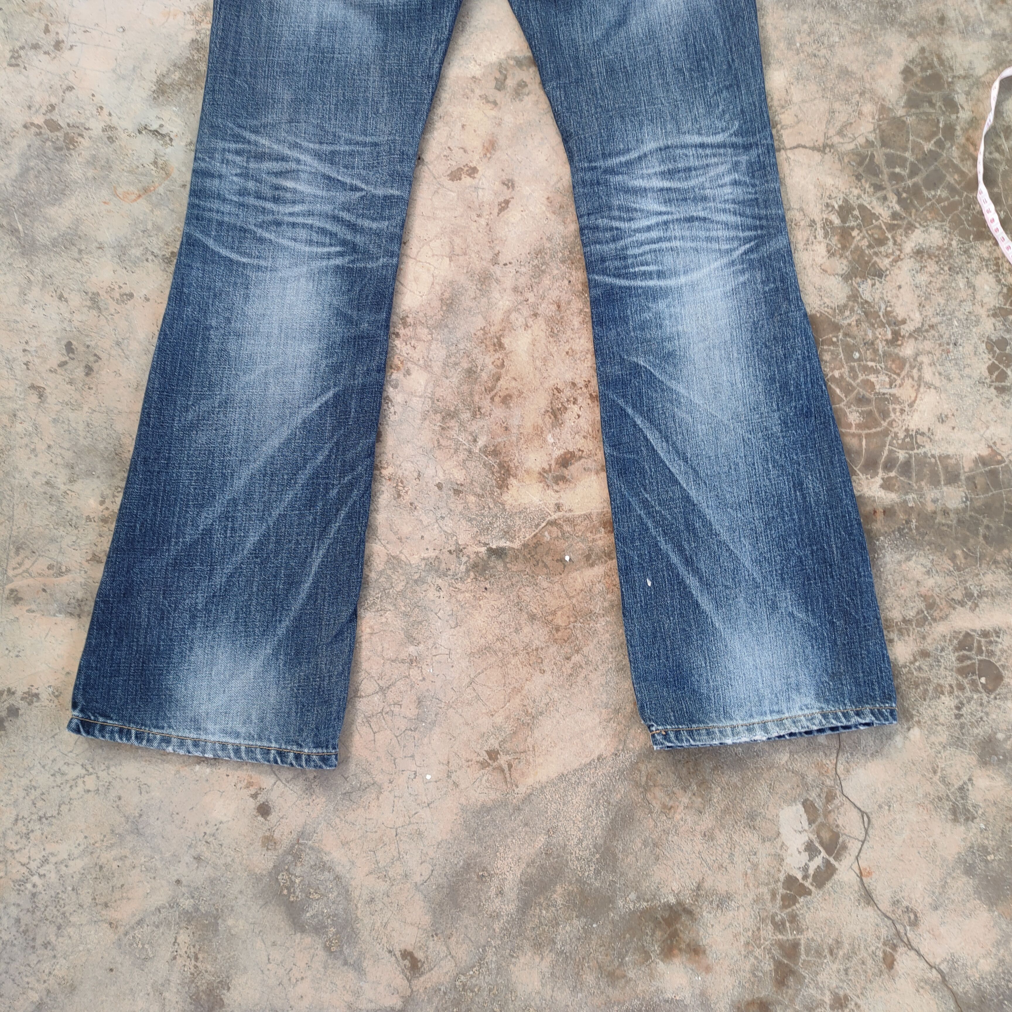 Japanese Brand VINTAGE LOLITA JAPANESE FADED DISTRESSED DENIM JEAN PANTS Size US 33 - 10 Thumbnail