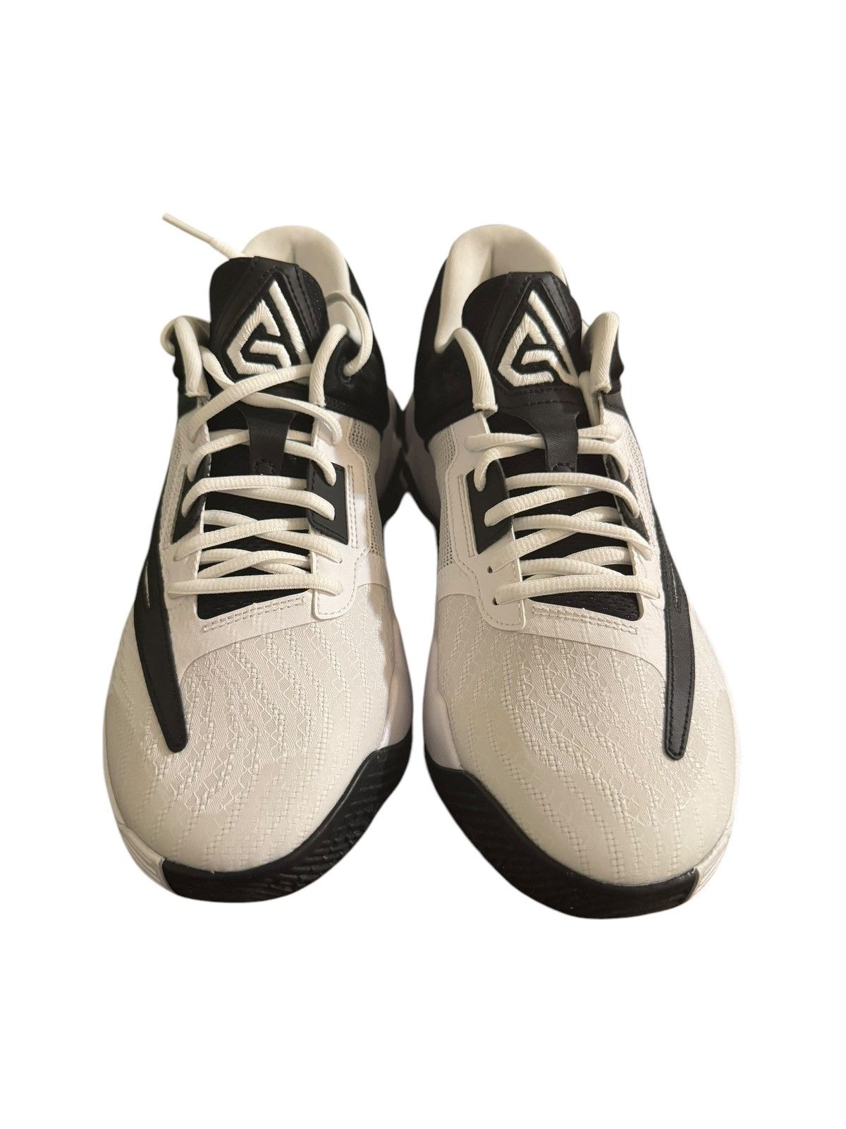 Nike Nike Giannis Size US 10 / EU 43 - 3 Thumbnail