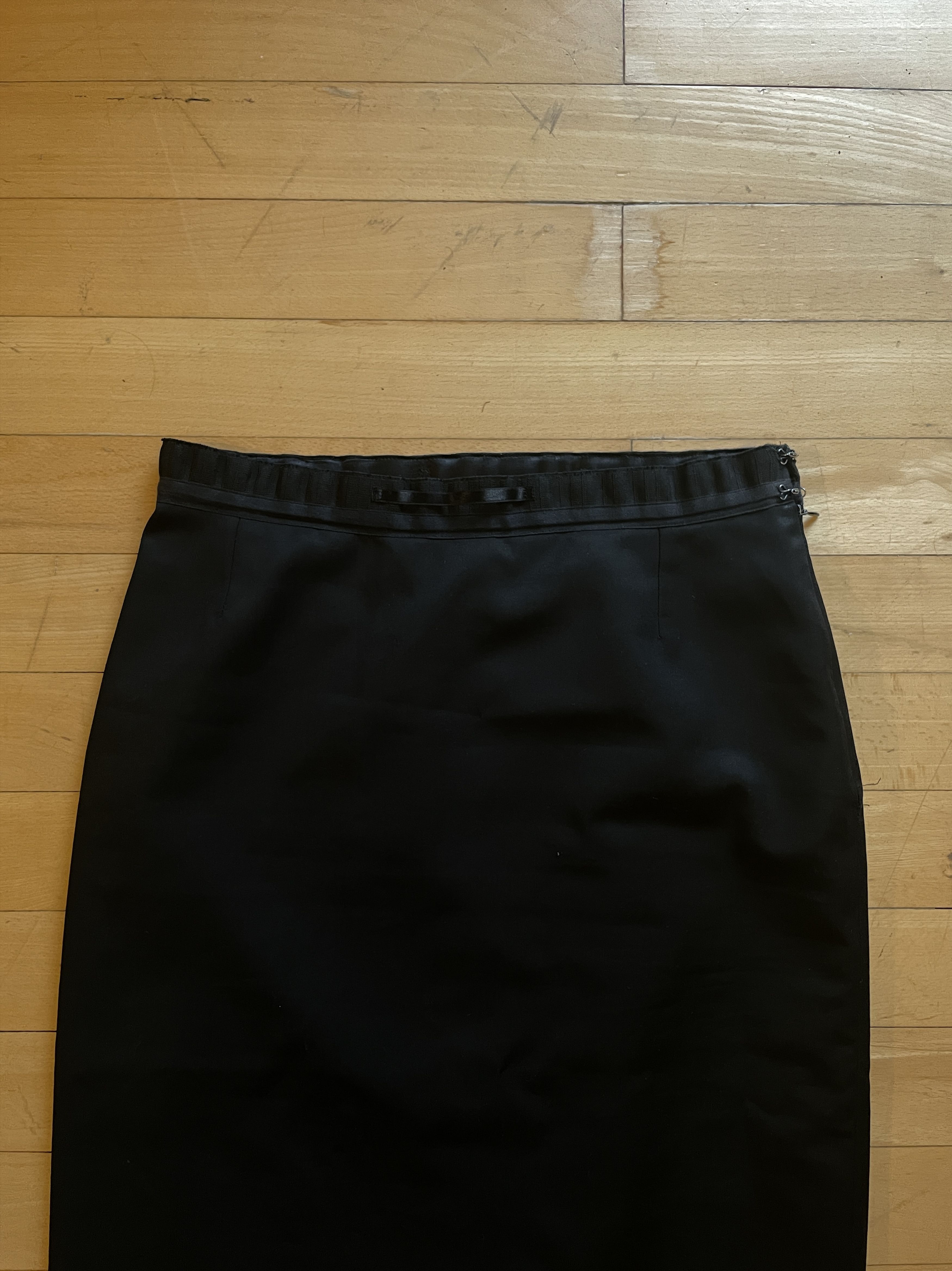 Maison Margiela Maison Margiela 90's Black Midi Skirt Size 30" / US 8 / IT 44 - 2 Thumbnail