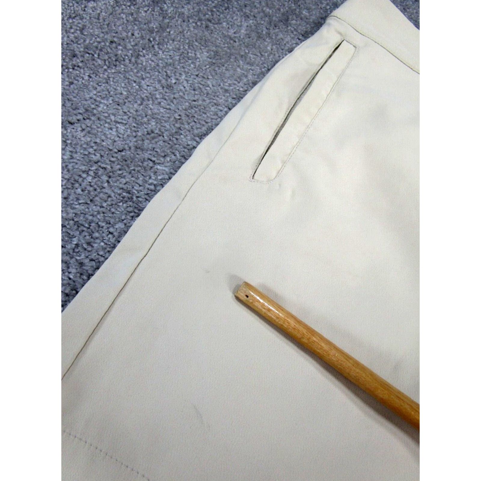 Nike VINTAGE Nike Golf Skort Womens 4 Tour Performance Dri Fit Beige Read Size 27" / US 4 / IT 40 - 3 Thumbnail