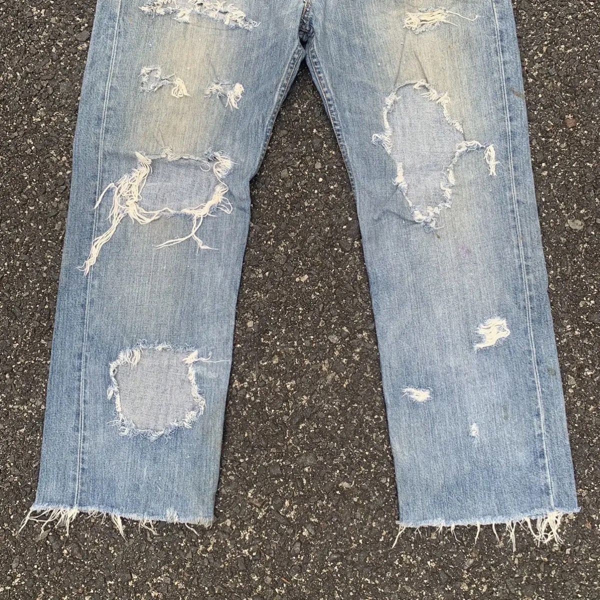 Polo Ralph Lauren 💥 SUPER DISTRESSED! Polo Ralph Lauren Jeans Denim Pants Size US 35 - 3 Thumbnail