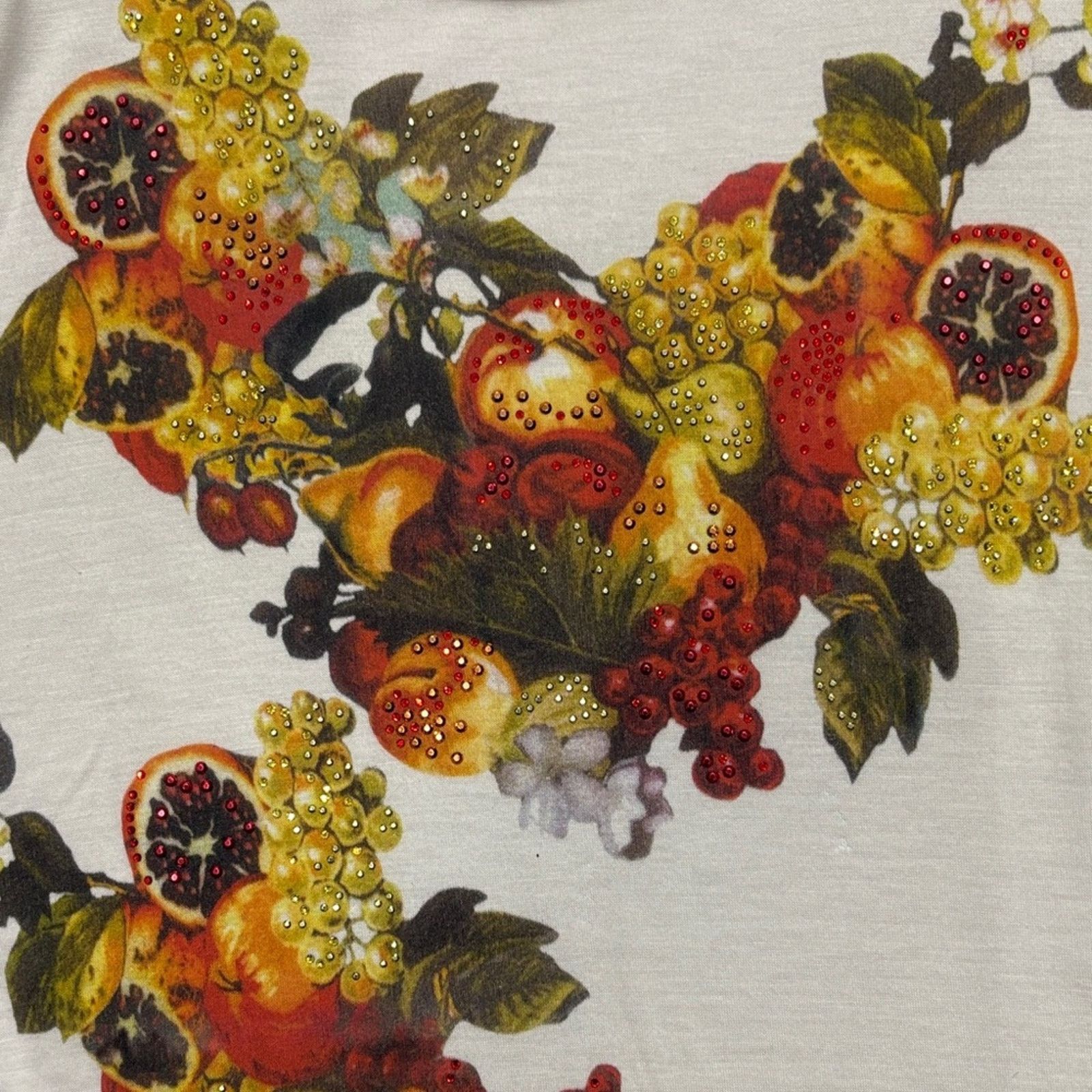 Blumarine NWT Blumarine White Tee with Vibrant Fruit Print Size XS Size XS / US 0-2 / IT 36-38 - 6 Thumbnail