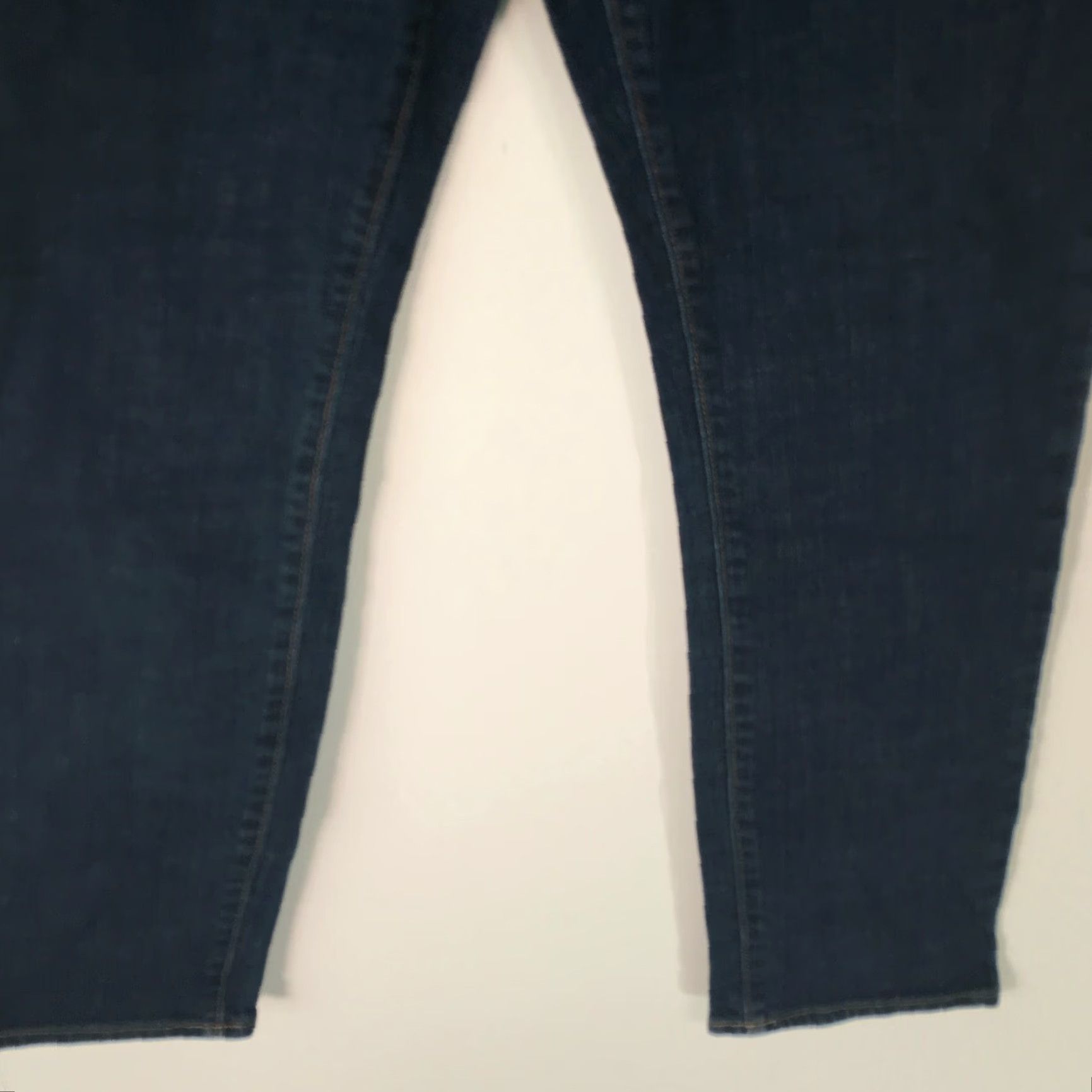 Old Navy Old Navy Jeans Womens Size 8 Short 34X29 Blue Denim Tapered Leg Sweet Heart Size 30" / US 8 / IT 44 - 4 Thumbnail
