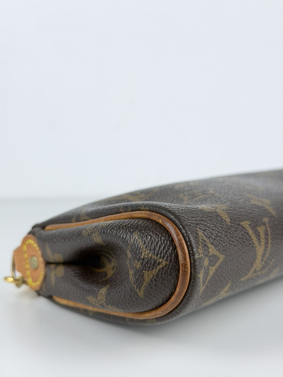 Louis Vuitton Louis Vuitton monogram pochette Eva Size ONE SIZE - 15 Thumbnail