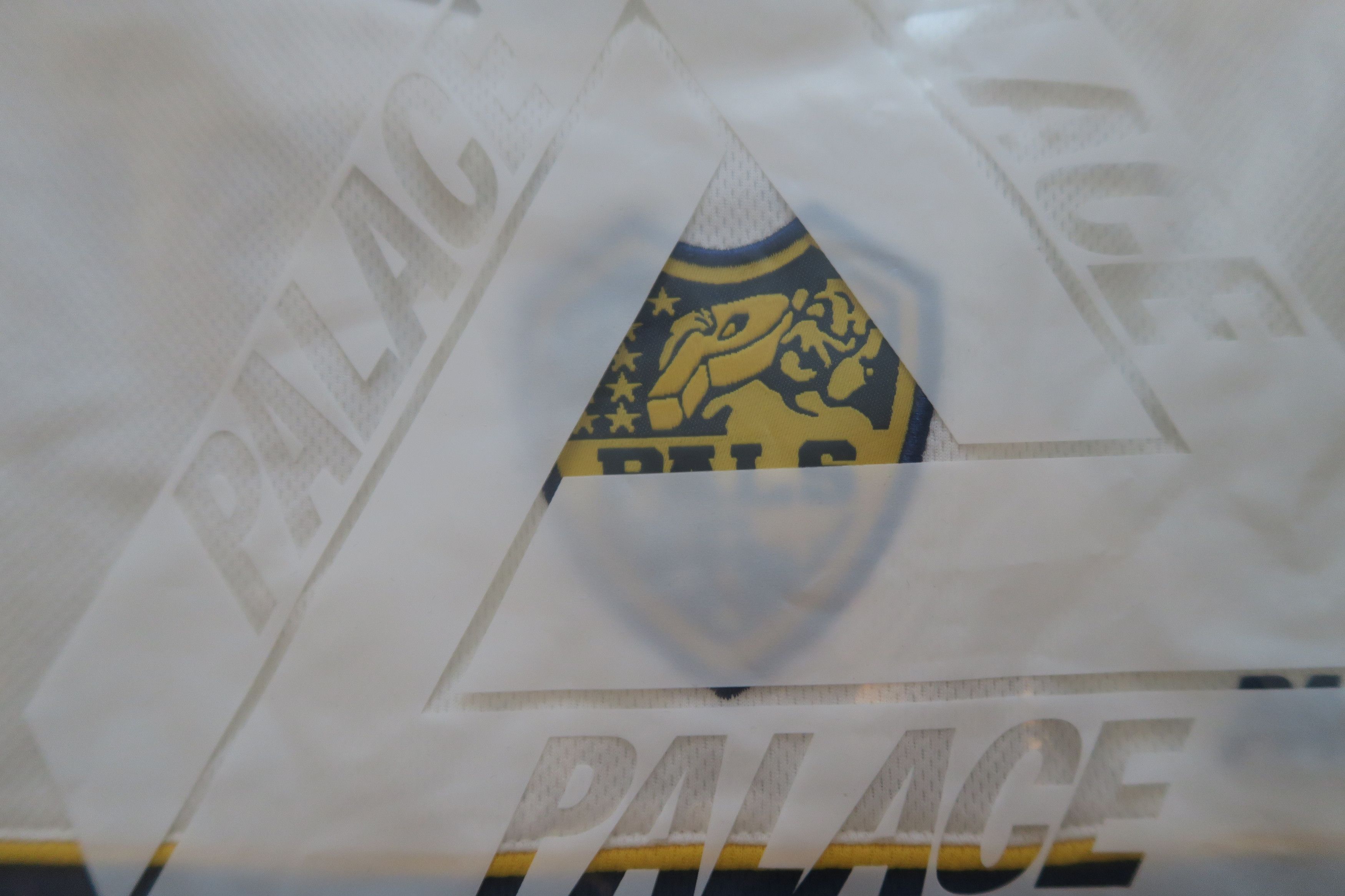 Palace Palamat Jersey White/Navy Size Large