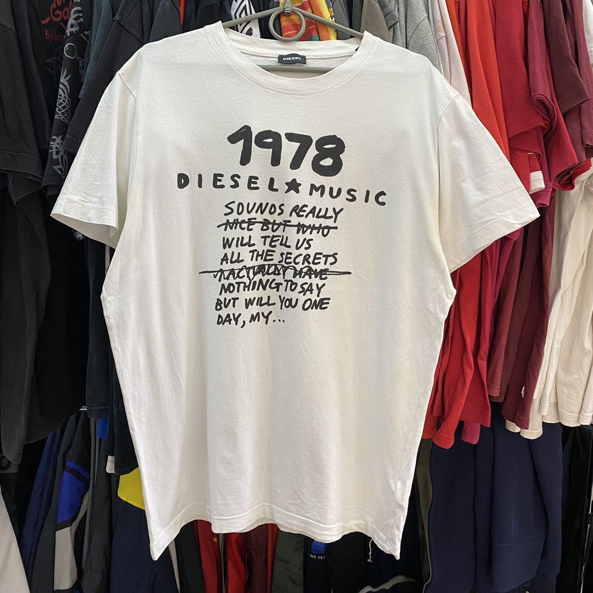 Diesel Designer Diesel Music Big graphic logo luxury tee Size US L / EU 52-54 / 3 - 1 Thumbnail
