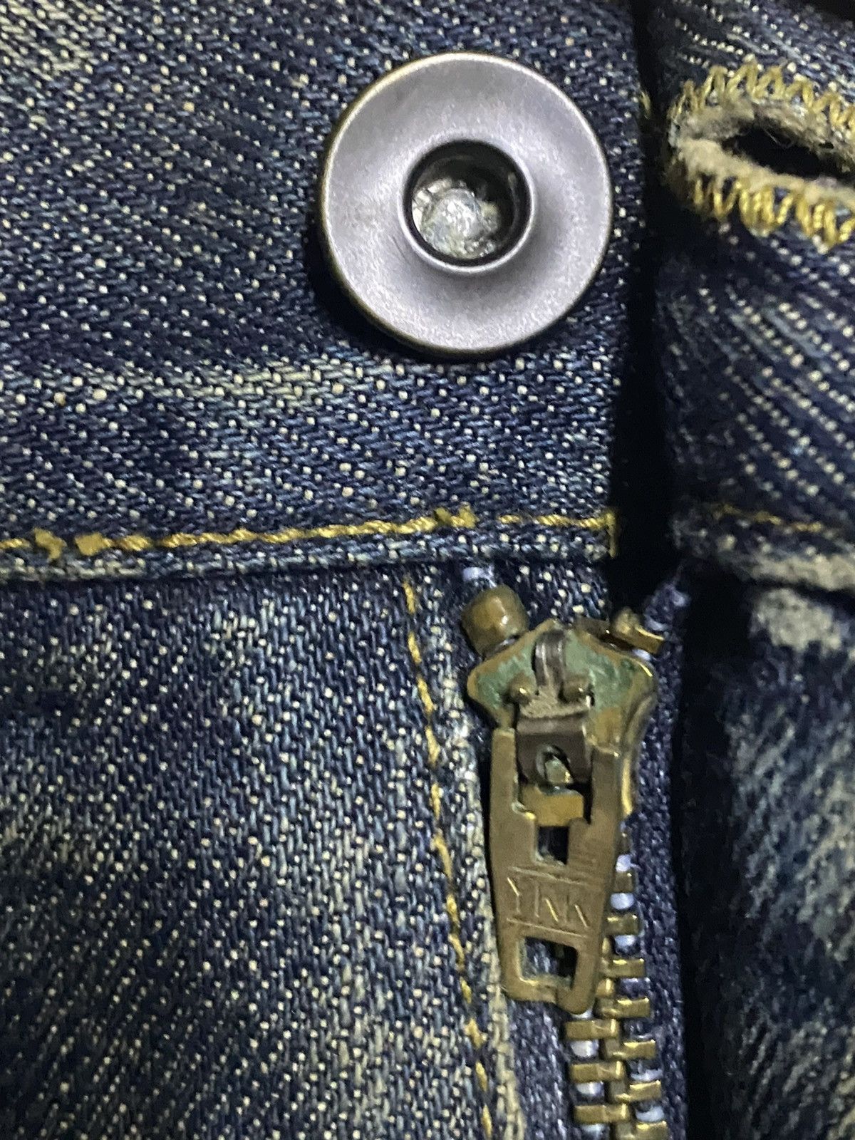 Undercover × Uniqlo Vintage Uniqlo Mud Wash Distressed Loose Jeans Size US 31 - 10 Thumbnail