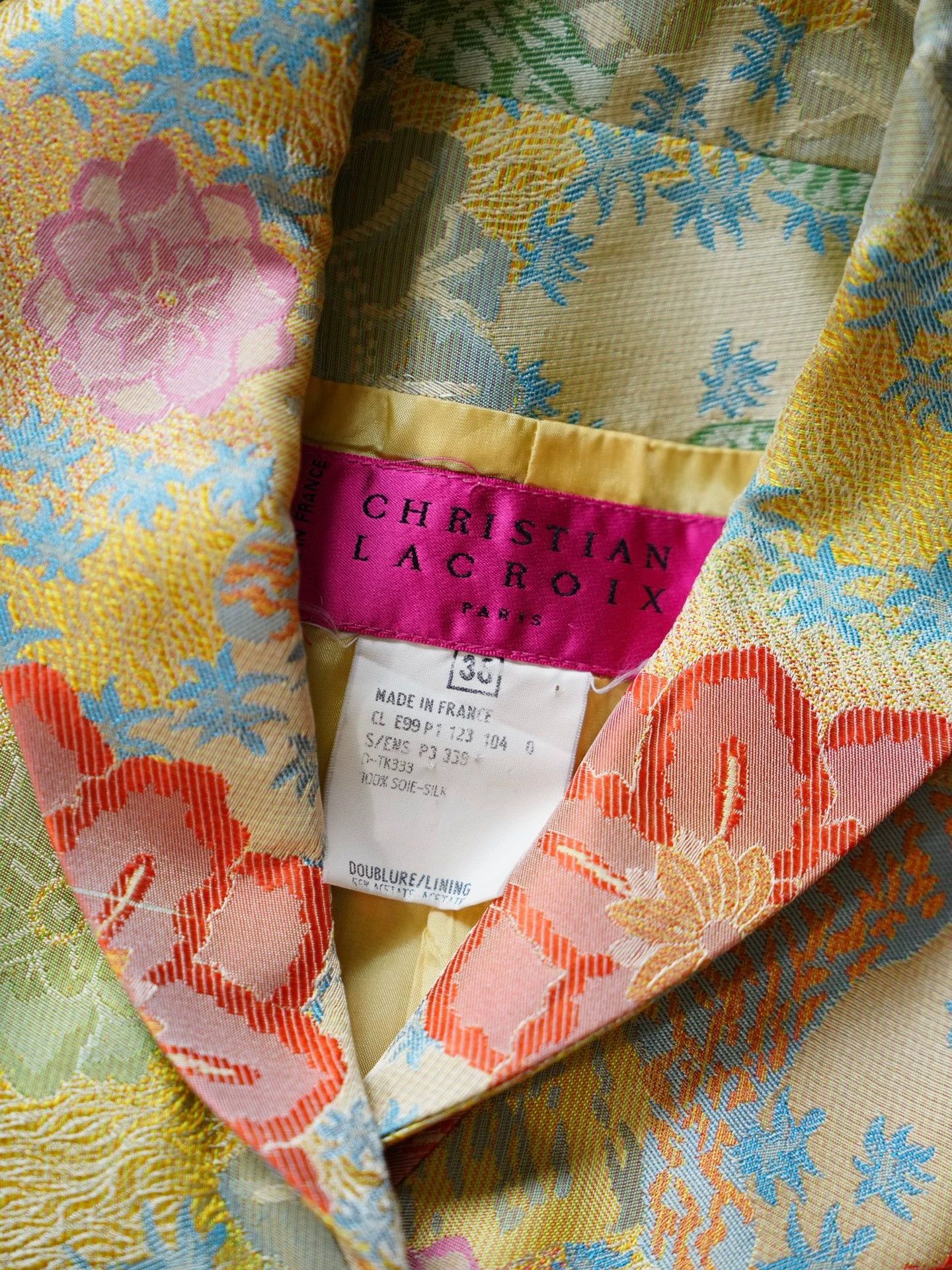 Christian Lacroix Christian Lacroix Vintage Silk Brocade Blazer Women 36 Size XS / US 0-2 / IT 36-38 - 5 Thumbnail