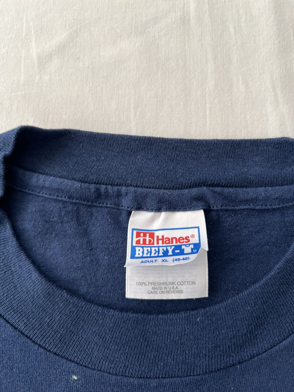 Formula 1 Vintage 90s Red Bull Sauber F1 Formula 1 Navy T-shirt Size US XL / EU 56 / 4 - 10 Thumbnail