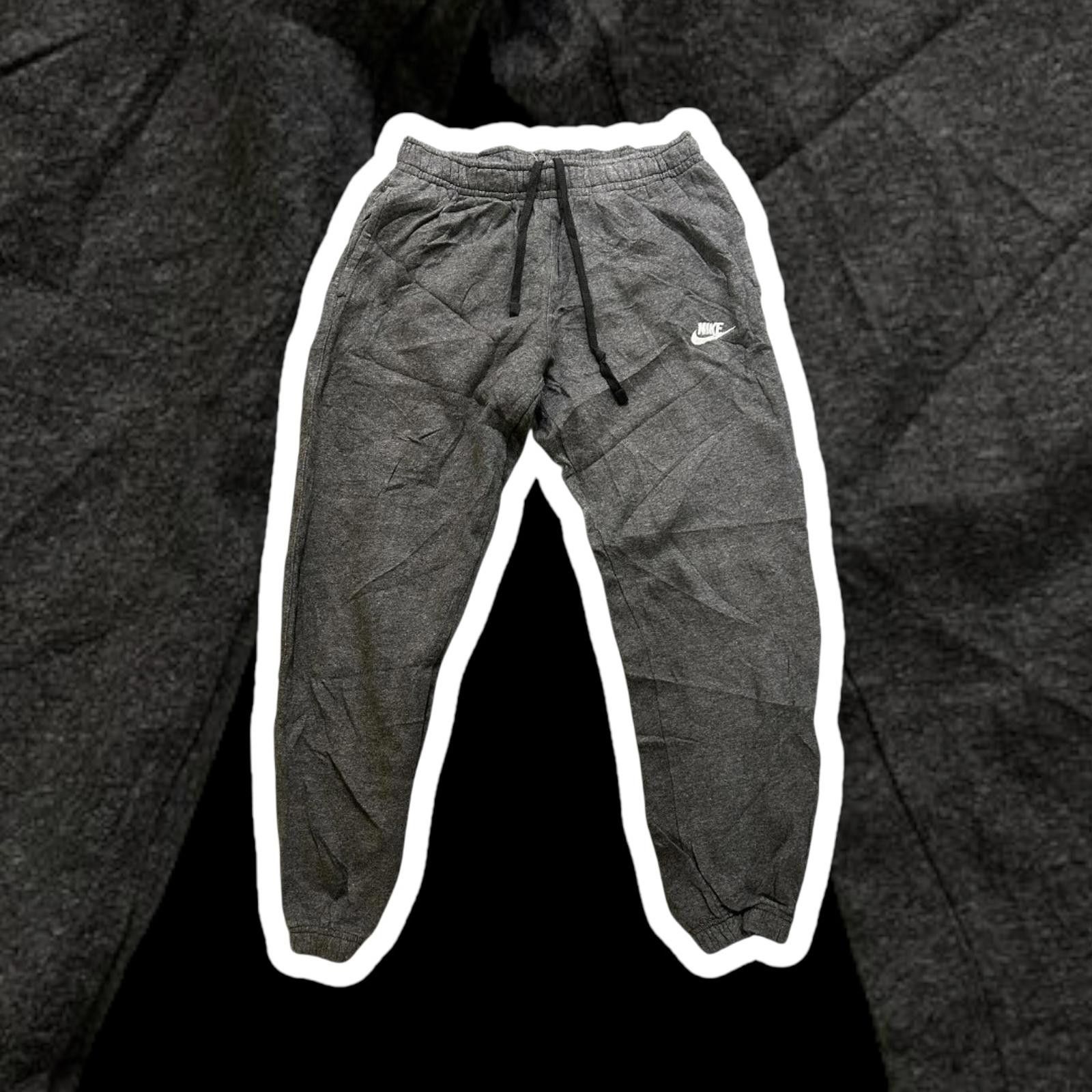 Nike Nike Grey Sweatpants – Medium Size US 32 / EU 48 - 1 Thumbnail