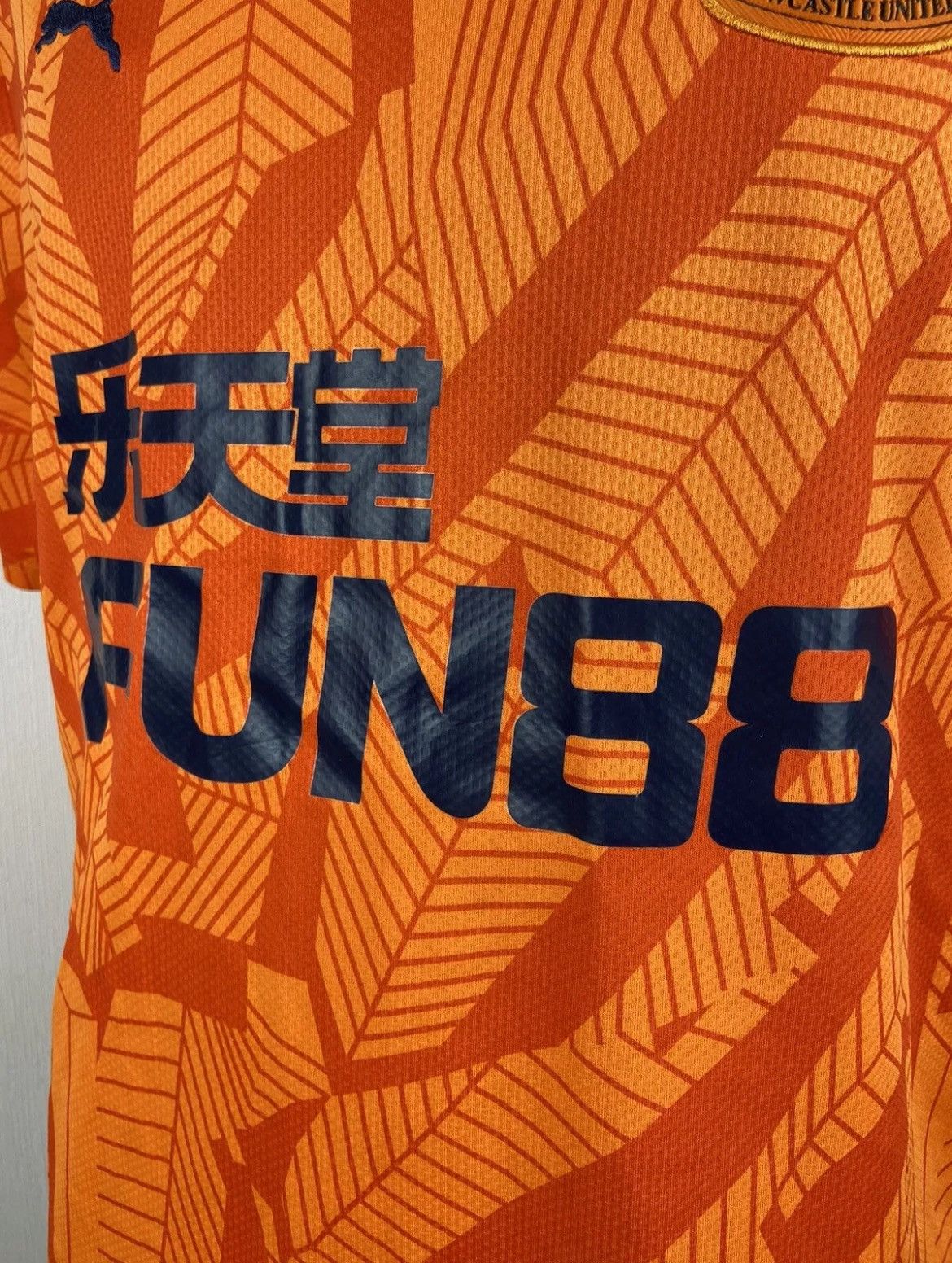 Puma Newcastle United FC 2019/20 Third Jersey Puma Size 2XL Size US XXL / EU 58 / 5 - 6 Thumbnail