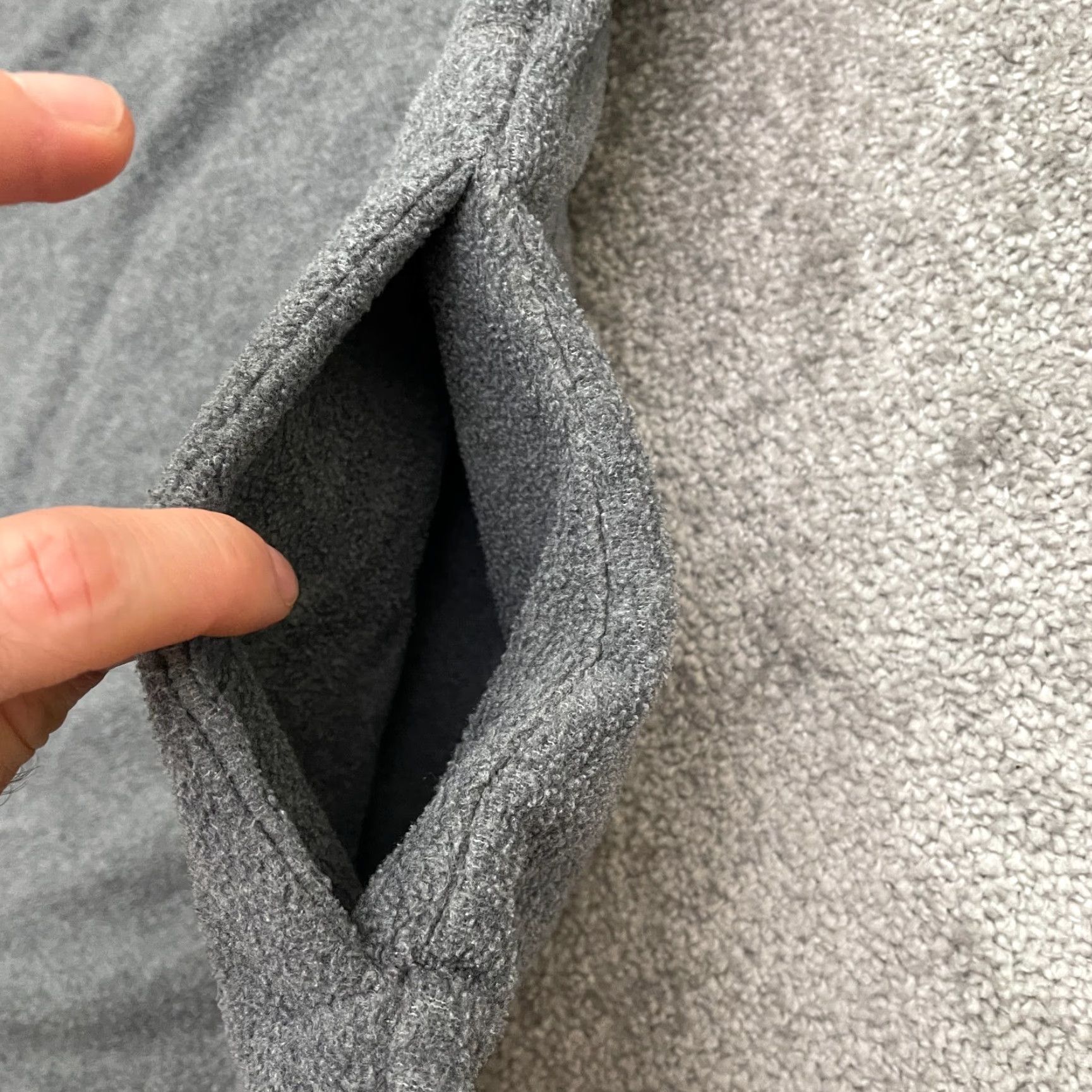 Old Navy Old Navy Sweatshirt Mens Large 1/4 Zip Mock Neck Fleece Gray Graphic Logo Pullover Size US L / EU 52-54 / 3 - 6 Thumbnail