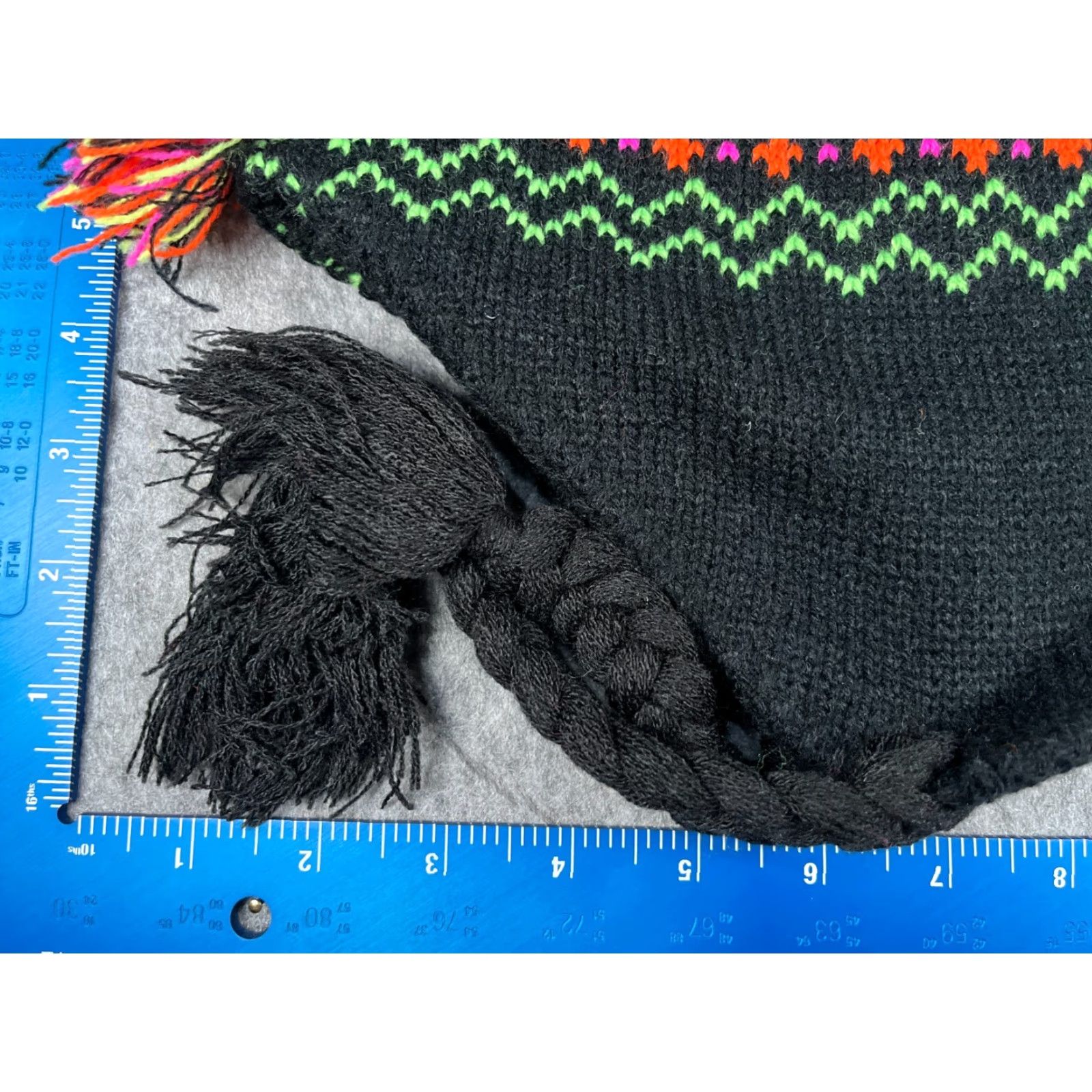 Vintage Black Green Fair Isle Beanie Hat Adult One Size Acrylic Knit Ear Flap Outdoor Ski Unisex Size ONE SIZE - 2 Thumbnail