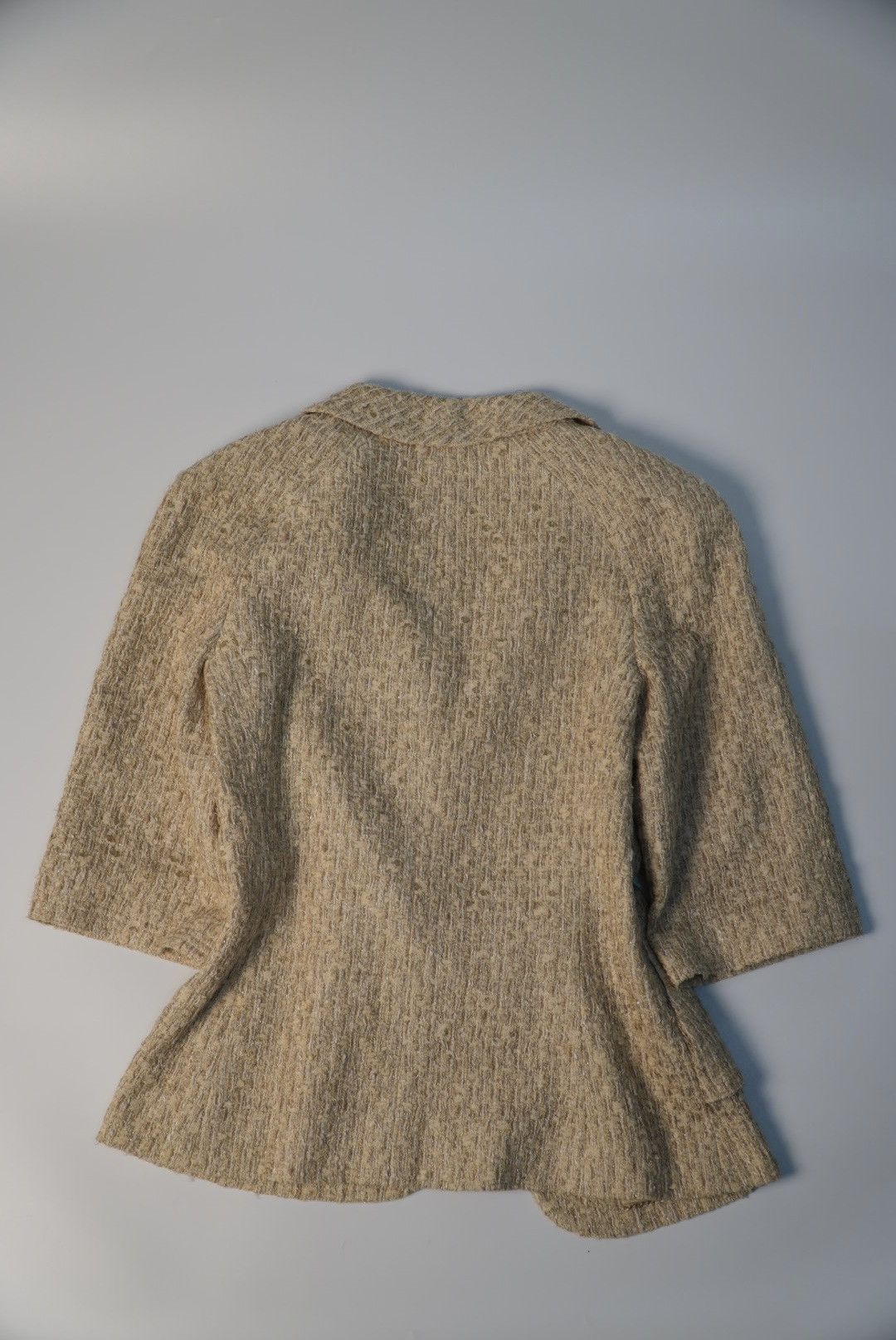 Chanel Chanel Beige Tweed Jacket Size S / US 4 / IT 40 - 2 Thumbnail