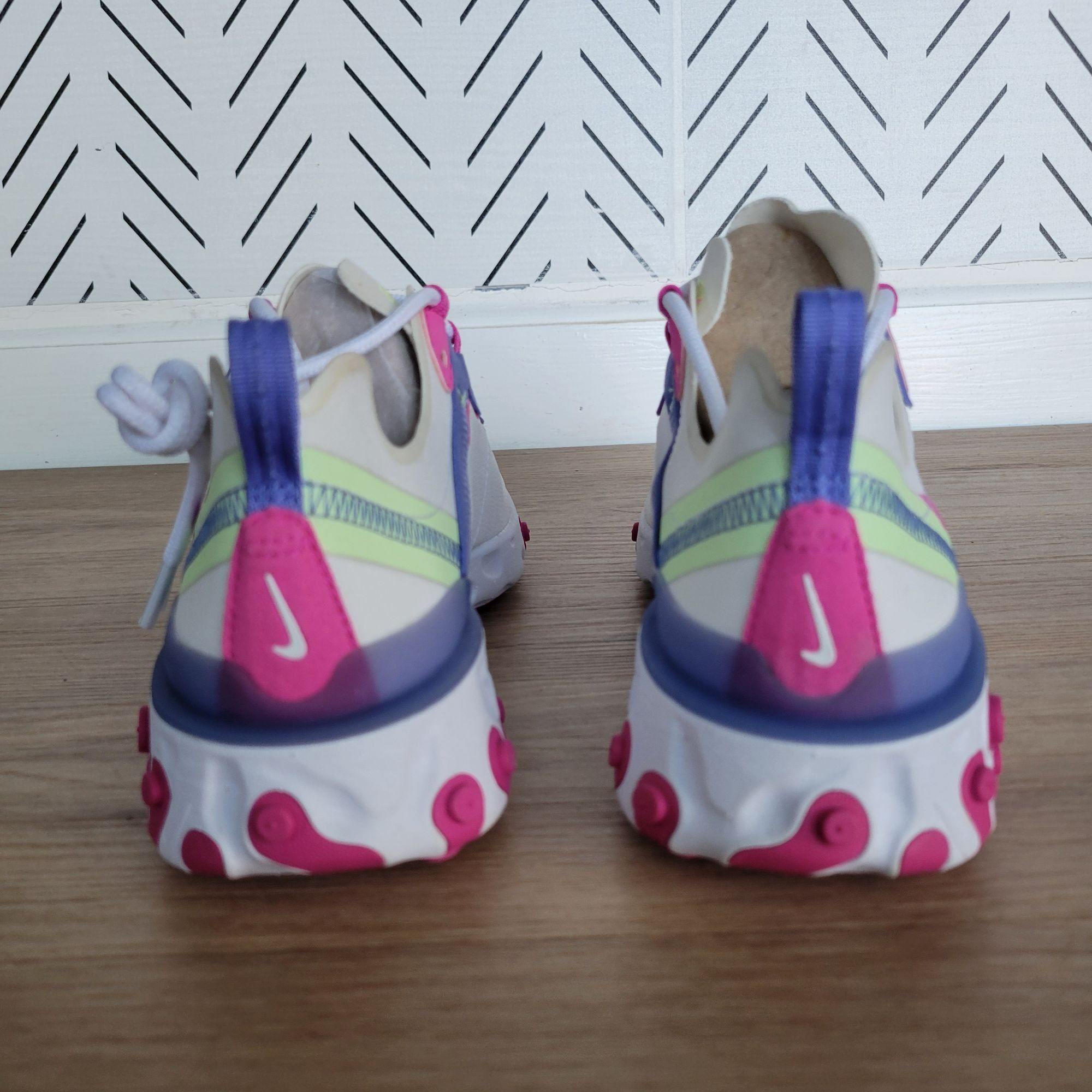 Nike ⭐Nike React Element 55 Womens Athletic Running Shoes 5 Whit Size US 5 / IT 35 - 4 Thumbnail