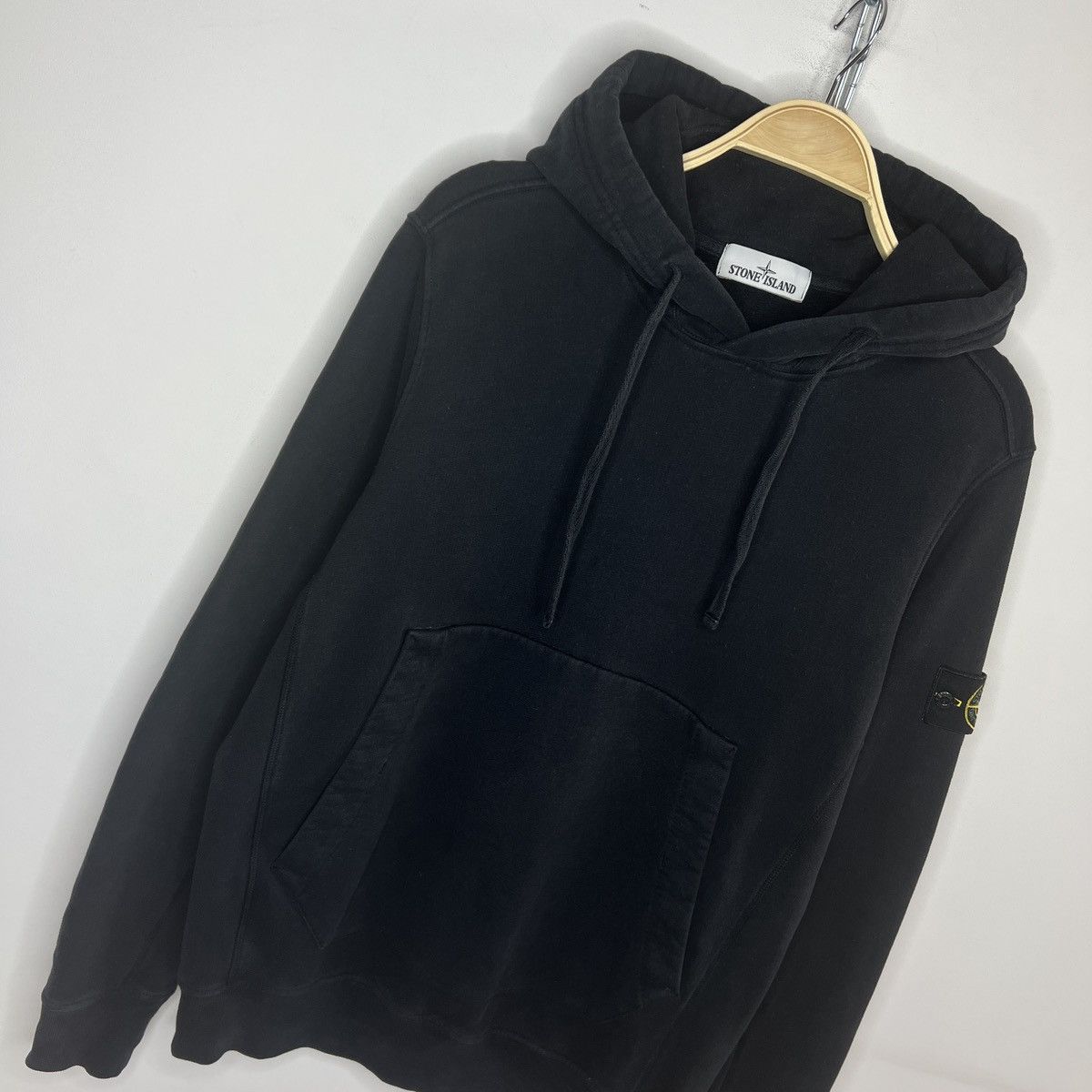Stone Island Stone Island Hoodie Sweatshirt Hooded Black Patch Logo Size US L / EU 52-54 / 3 - 3 Thumbnail