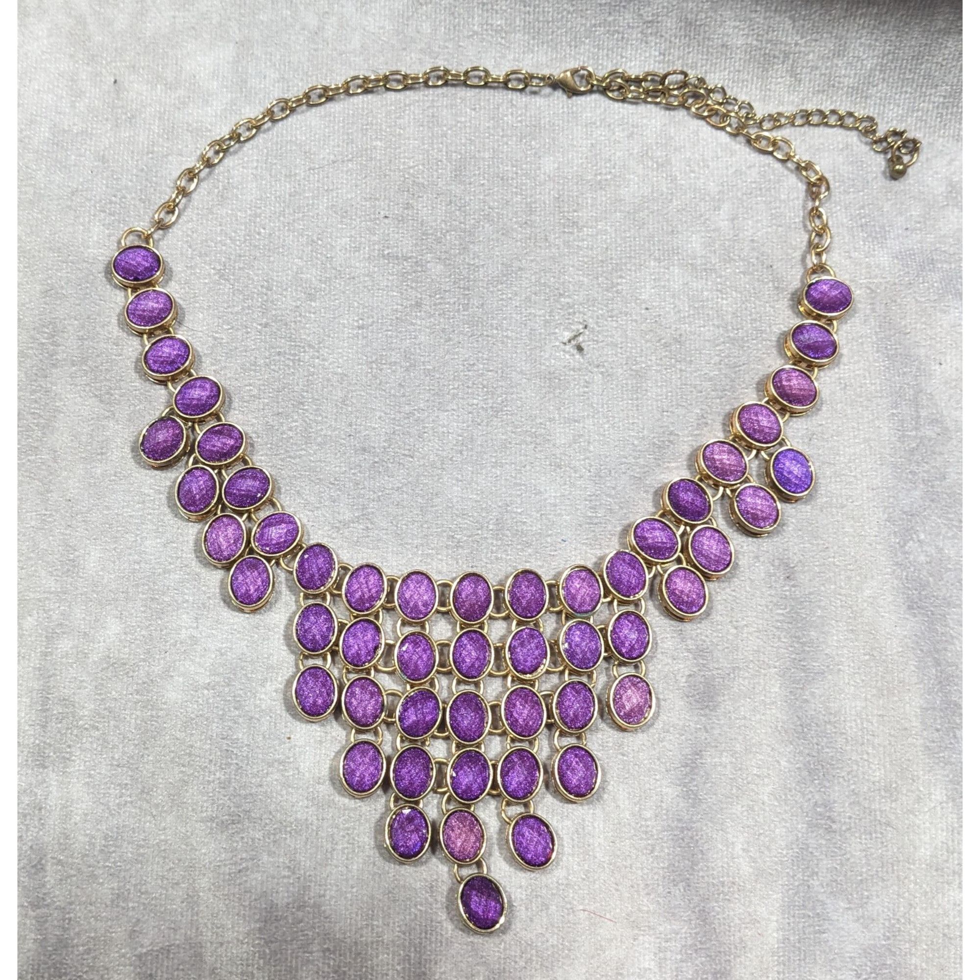 Other Vintage Regal Purple And Gold Tone Gemmed Bib Necklace Size ONE SIZE - 7 Thumbnail