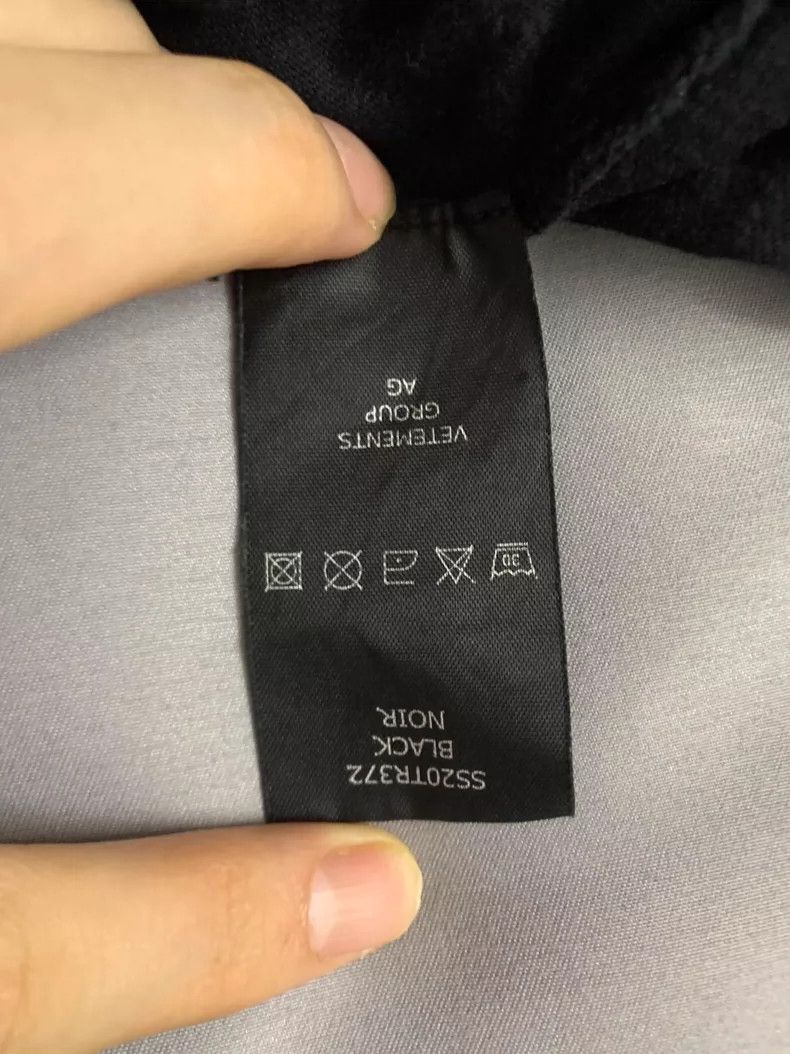 Vetements vetements Front and back printed pattern short sleeves Size US XS / EU 42 / 0 - 6 Thumbnail