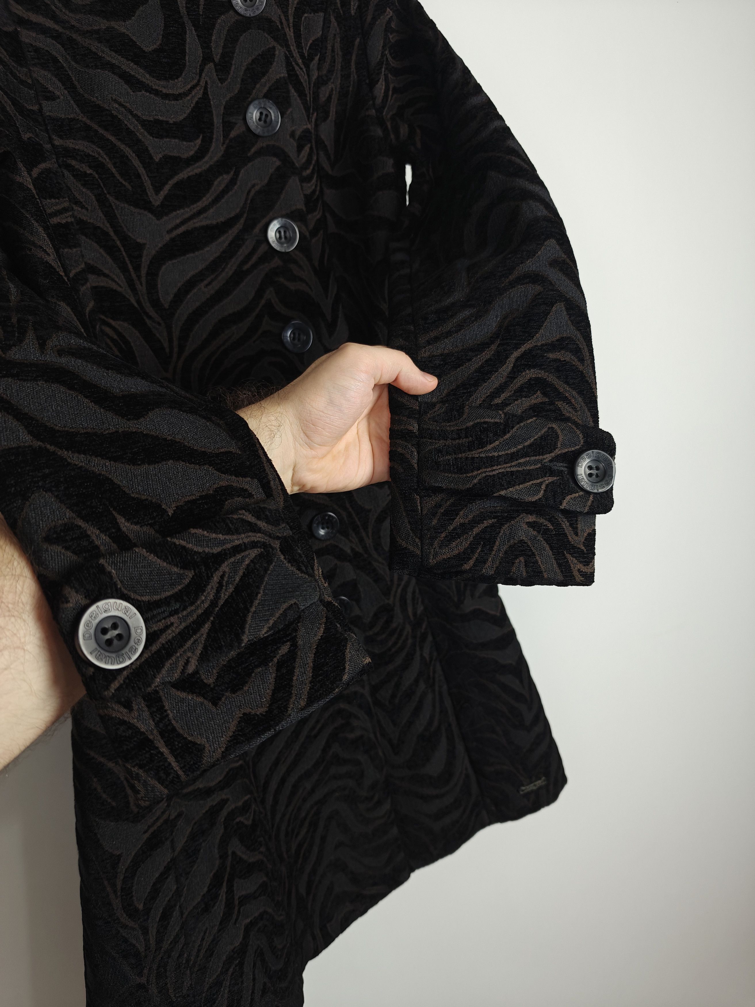 Desigual Desigual Coat Jacket Button Tiger Black size 36 Size S / US 4 / IT 40 - 8 Thumbnail