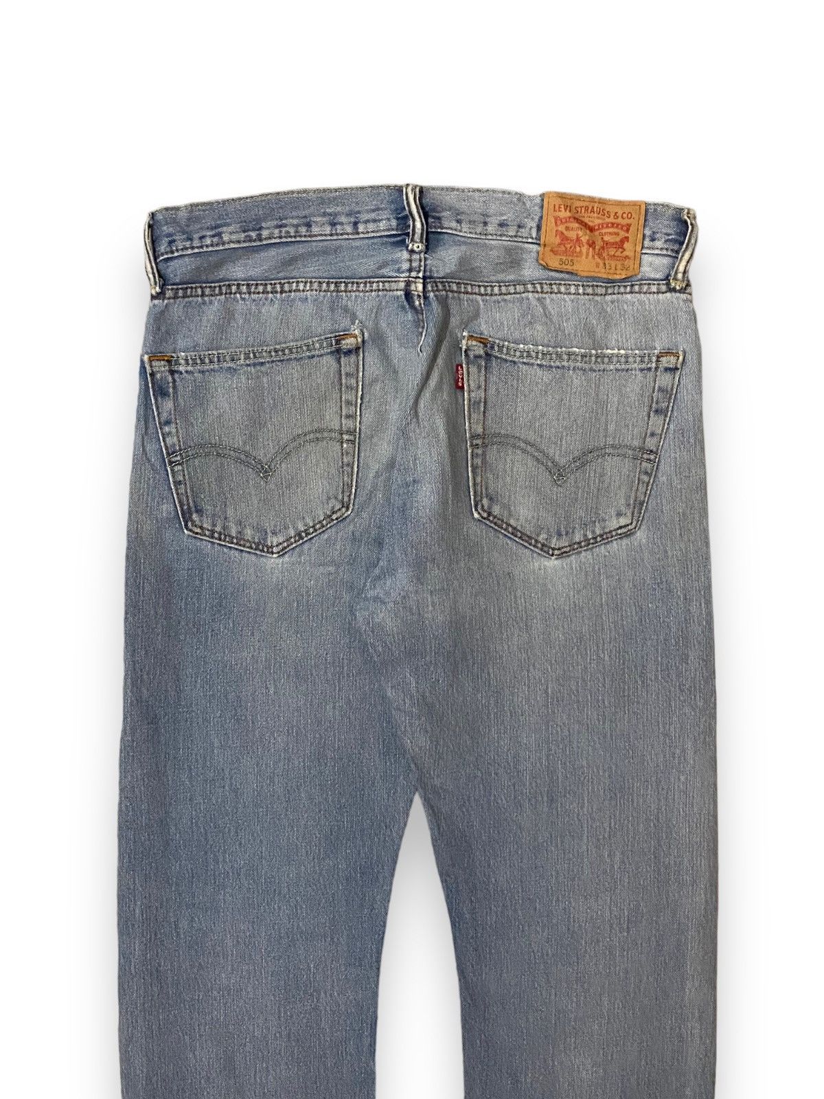 Levi's × Levi's Vintage Clothing Vintage Levis 505 Japan Button 3937 Faded Blue Regular Fit Size US 33 - 8 Thumbnail