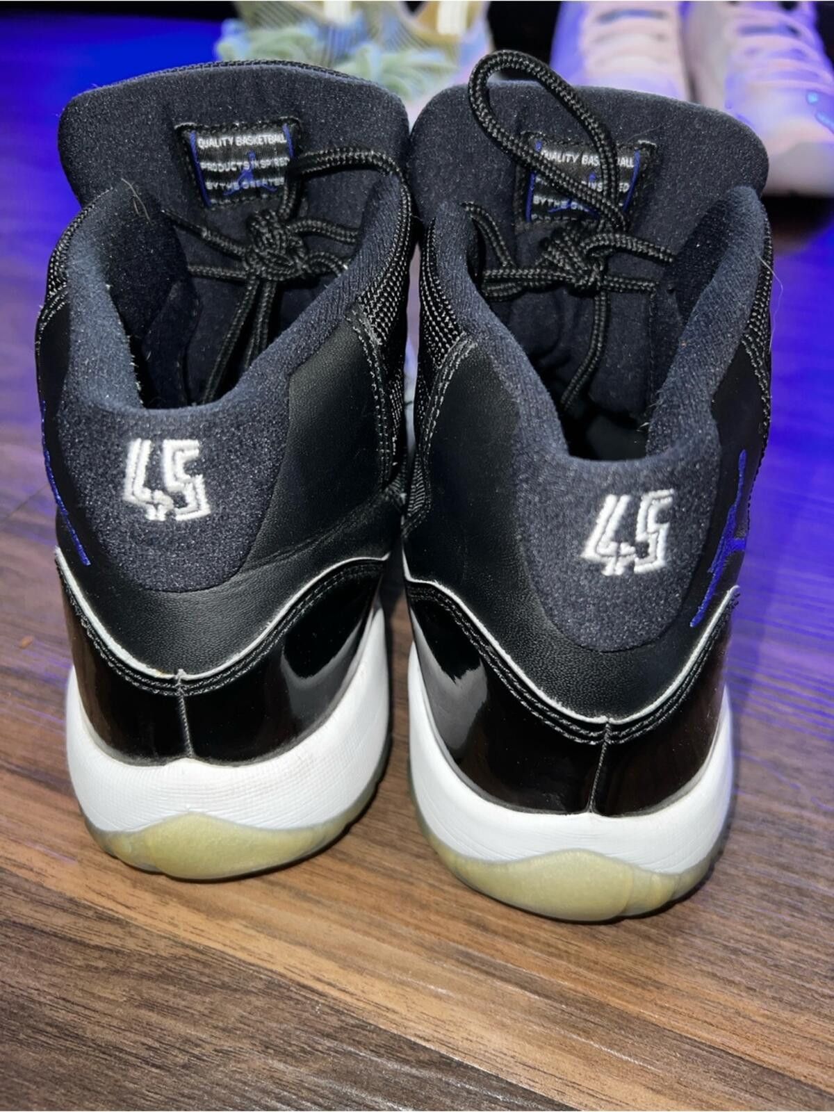 Jordan Brand Air Jordan 11 Retro “Space Jam” | Size 6Y | OG Laces Size US 6 / EU 39 - 4 Thumbnail