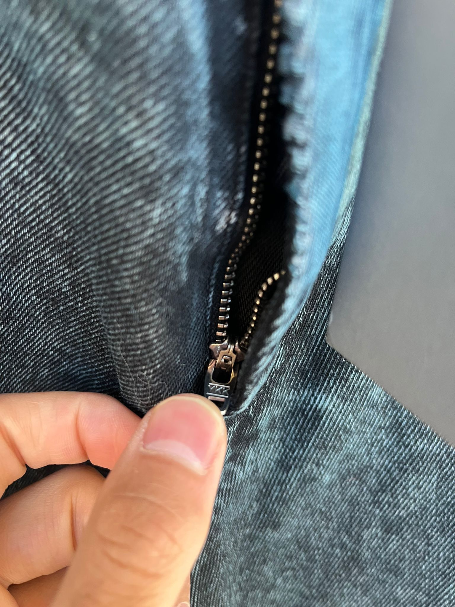 Vetements Barcode Logo Denim in Indigo Size US 30 / EU 46 - 11 Thumbnail