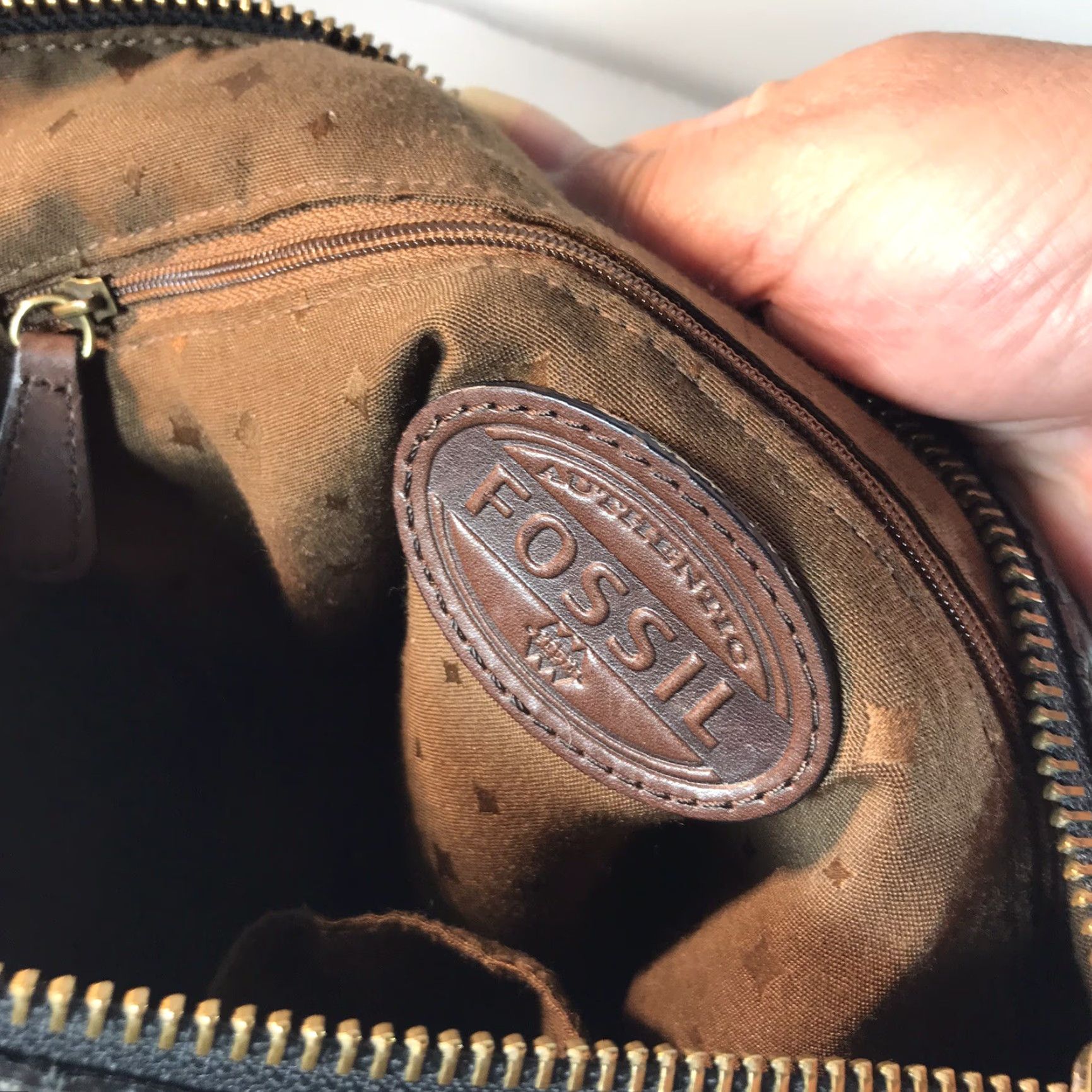 Fossil Fossil Crossbody Bag Women's Leather Medium Black Pockets Zipper Adjustable Strap 2000s Size ONE SIZE - 6 Thumbnail