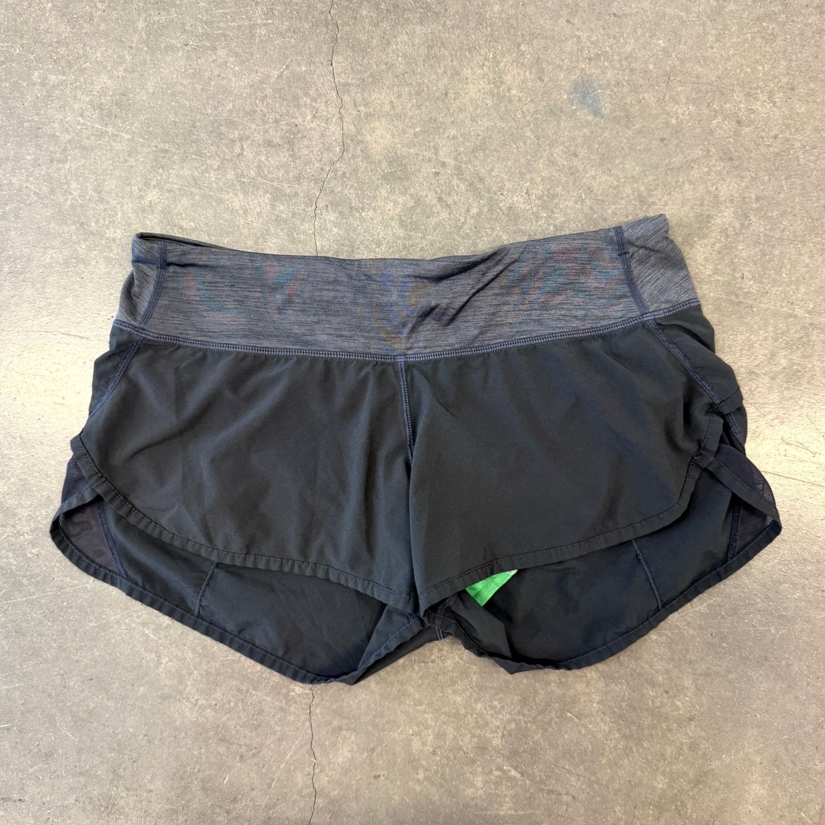 Speedo VINTAGE Y2K Grey Speed Racer Black Workout Athletic Yoga Shorts M Women Size 32" / US 10 / IT 46 - 2 Thumbnail