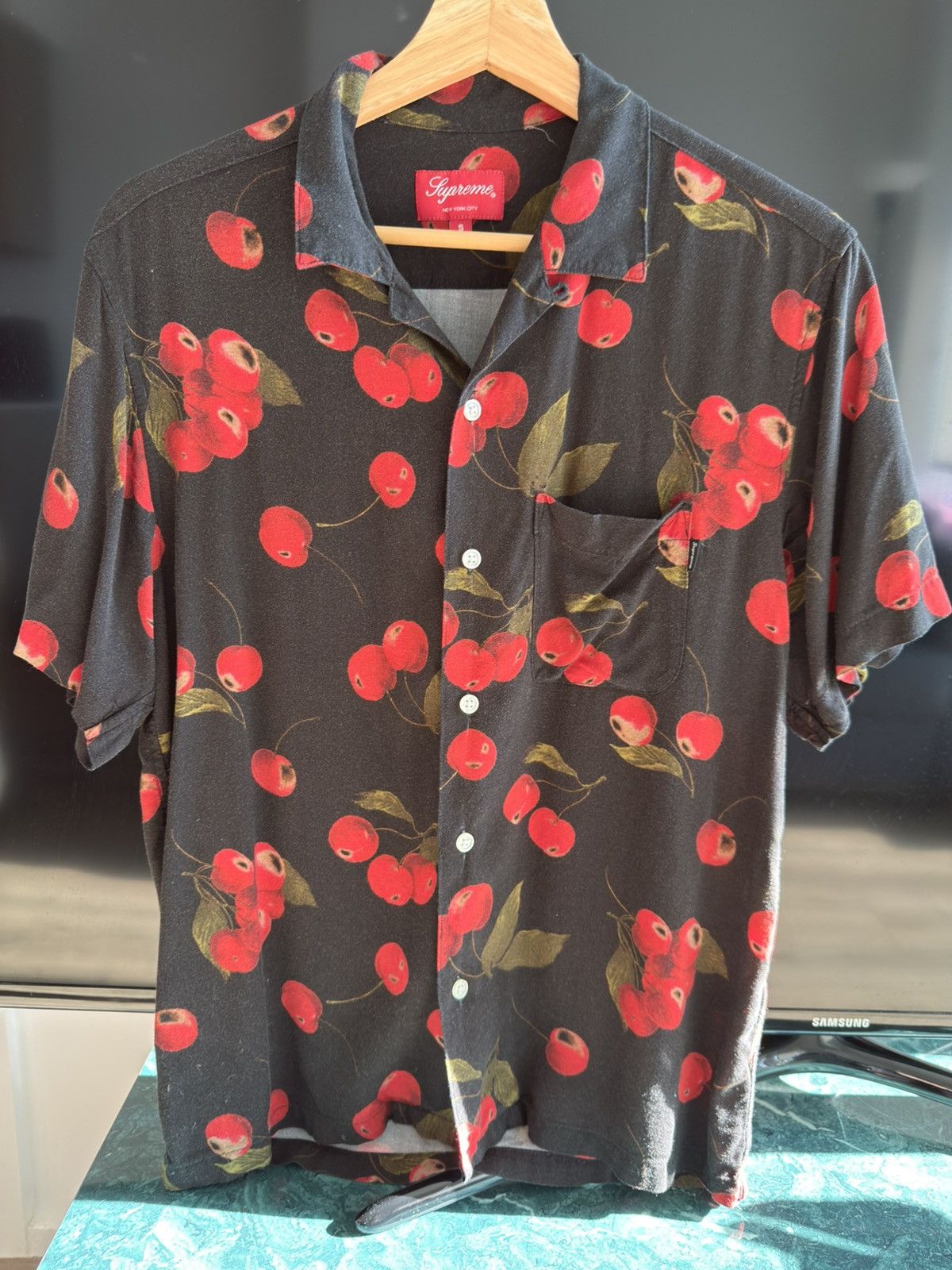 Supreme Supreme Blow Back kiss rayon shirt | Grailed