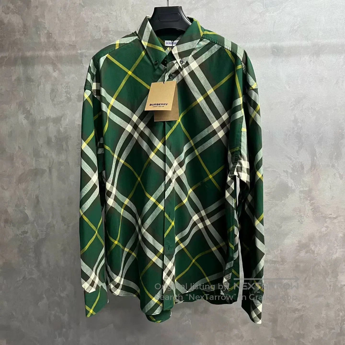 Burberry burberry plaid long sleeve shirt in green. Size US XL / EU 56 / 4 - 1 Thumbnail