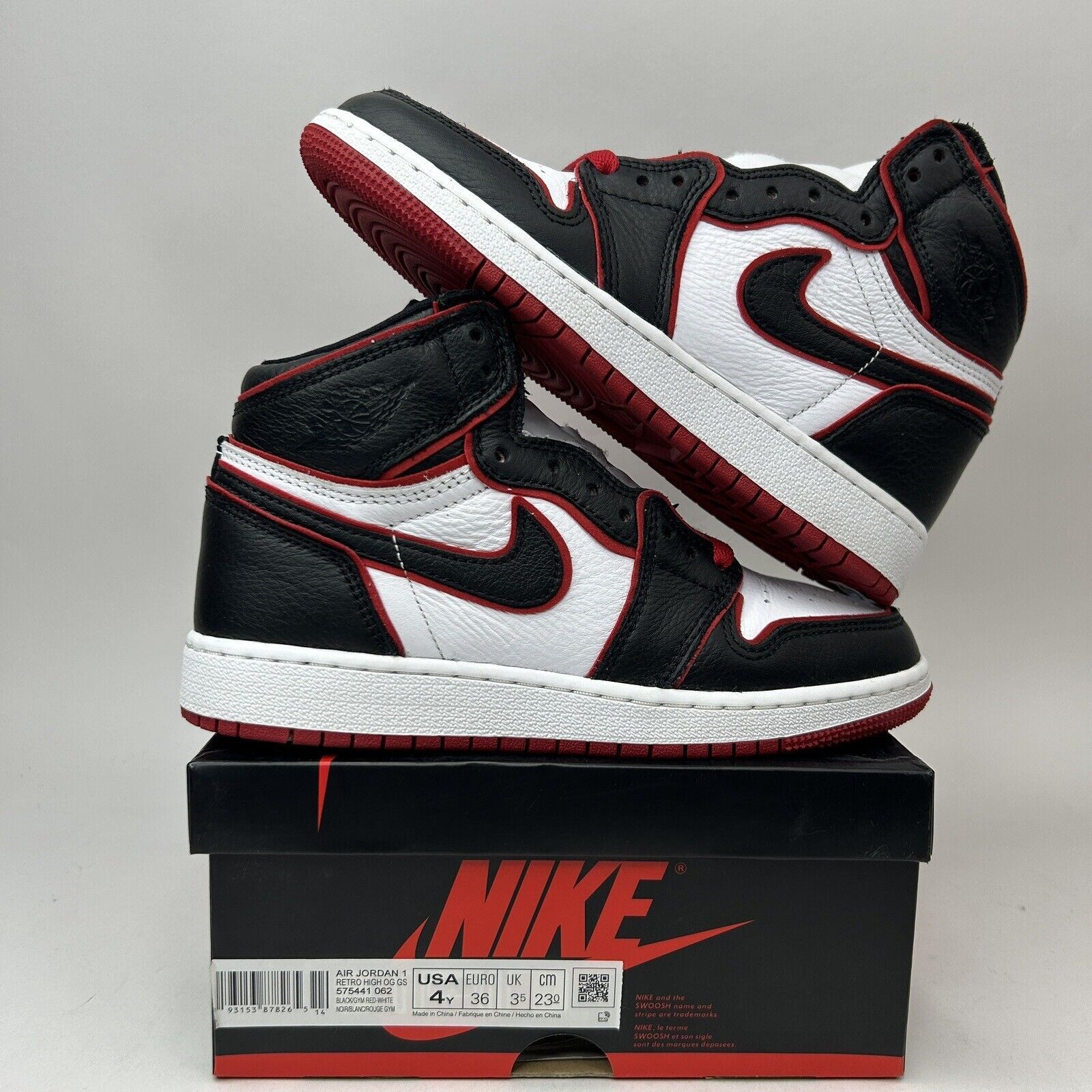 Nike Nike Shoes Air Jordan 1 Retro High OG BG “Bloodline” 2023 Size US 5.5 / IT 35.5 - 1 Thumbnail