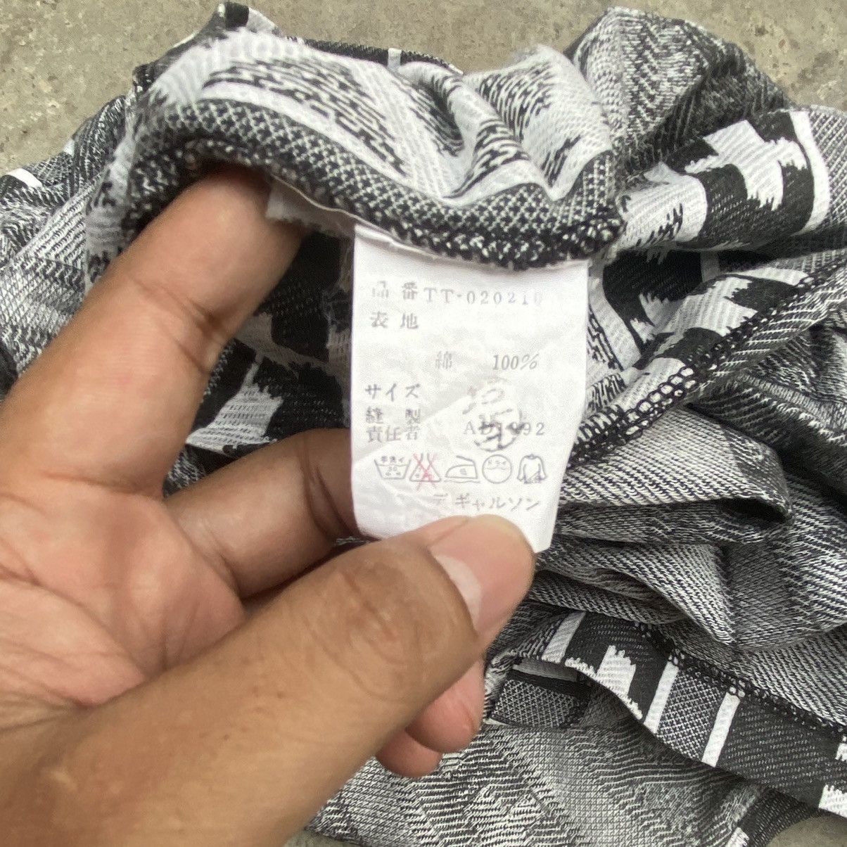 Comme des Garcons Tricot Comme des Garcons Navajo Tshirt Size US S / EU 44-46 / 1 - 4 Thumbnail
