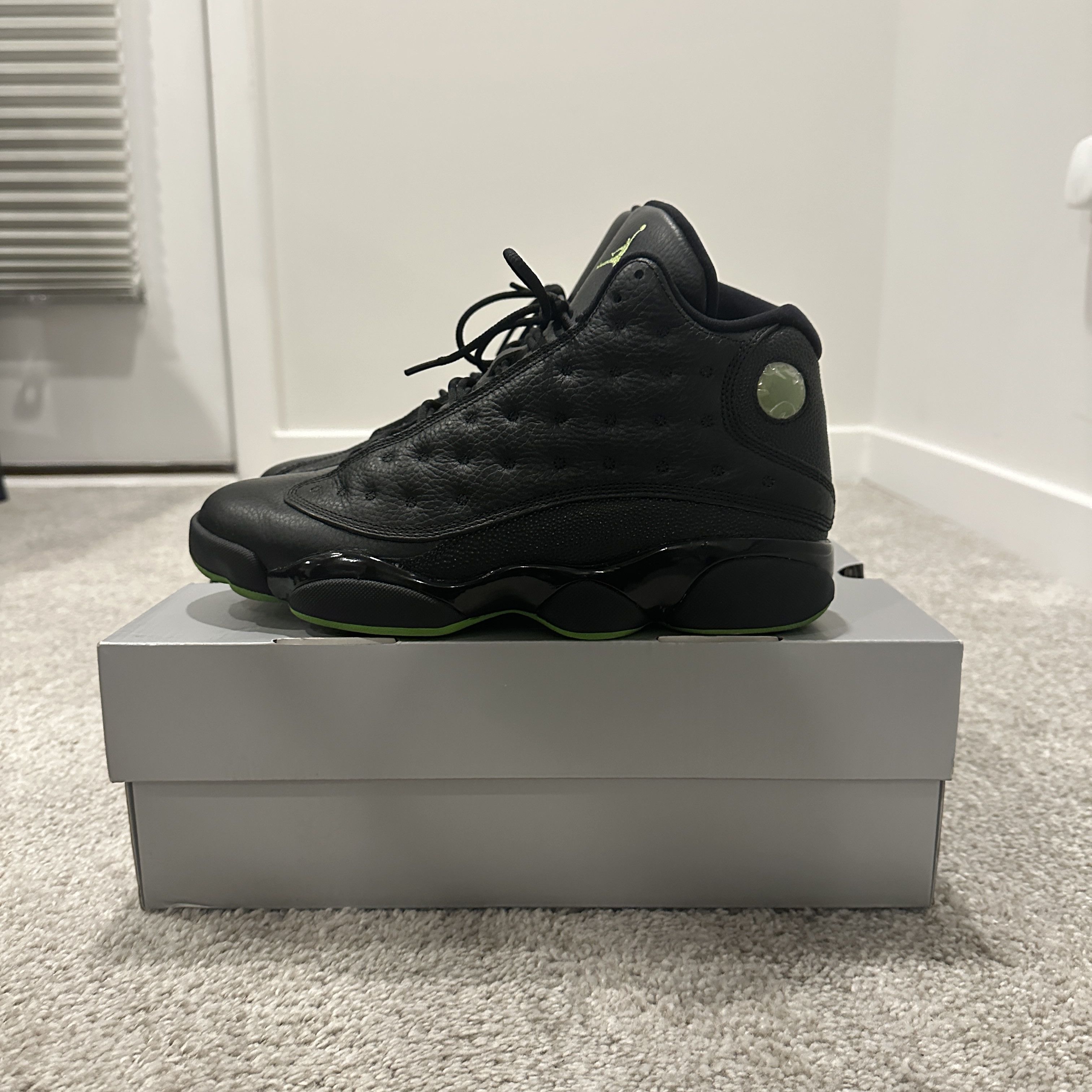 Jordan Brand Air Jordan 13 Retro "Altitude" 2017 Size US 9 / EU 42 - 1 Thumbnail