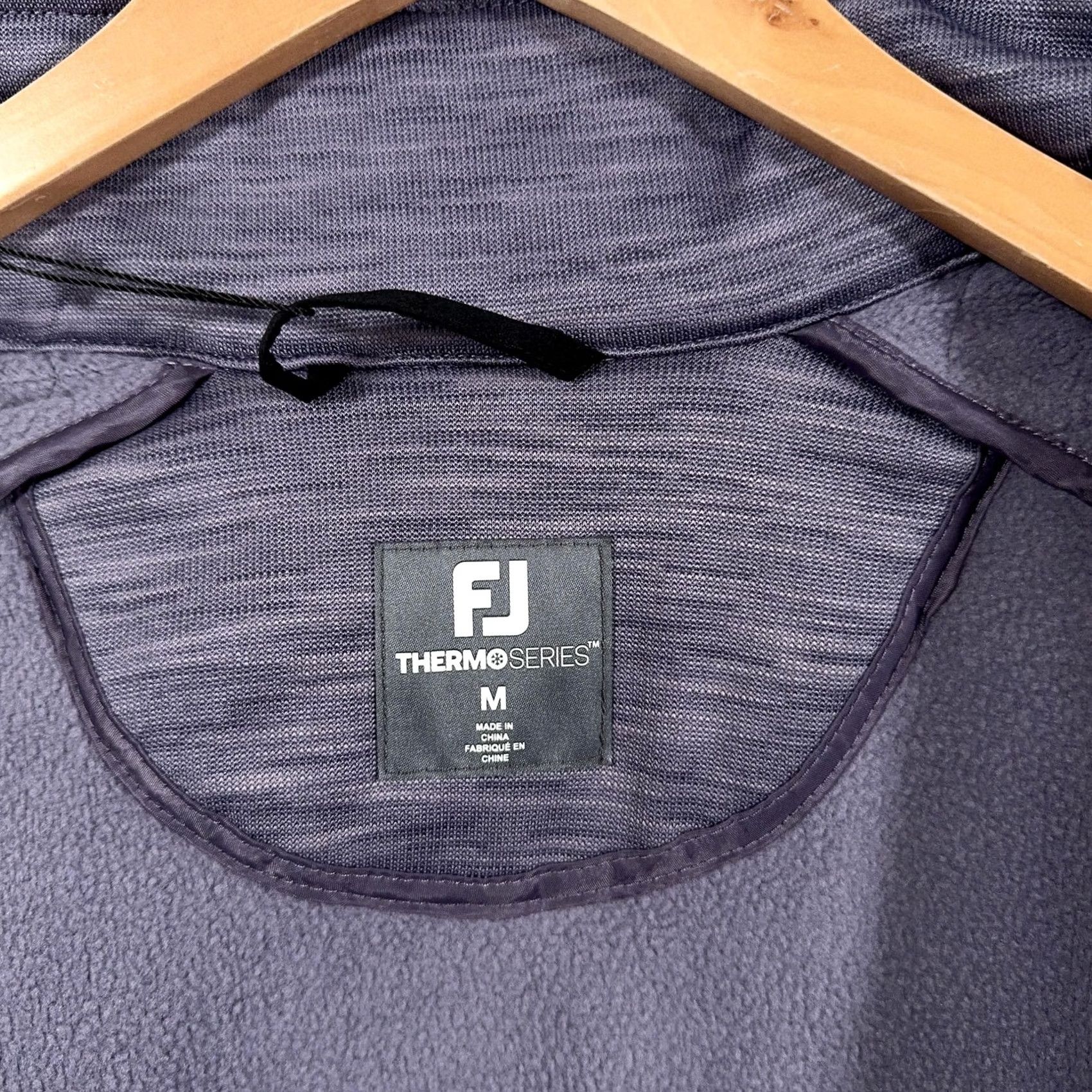 Footjoy FootJoy ThermoSeries Hybrid Midlayer Jacket Mens Medium Purple Full Zip Golf Size US M / EU 48-50 / 2 - 3 Thumbnail