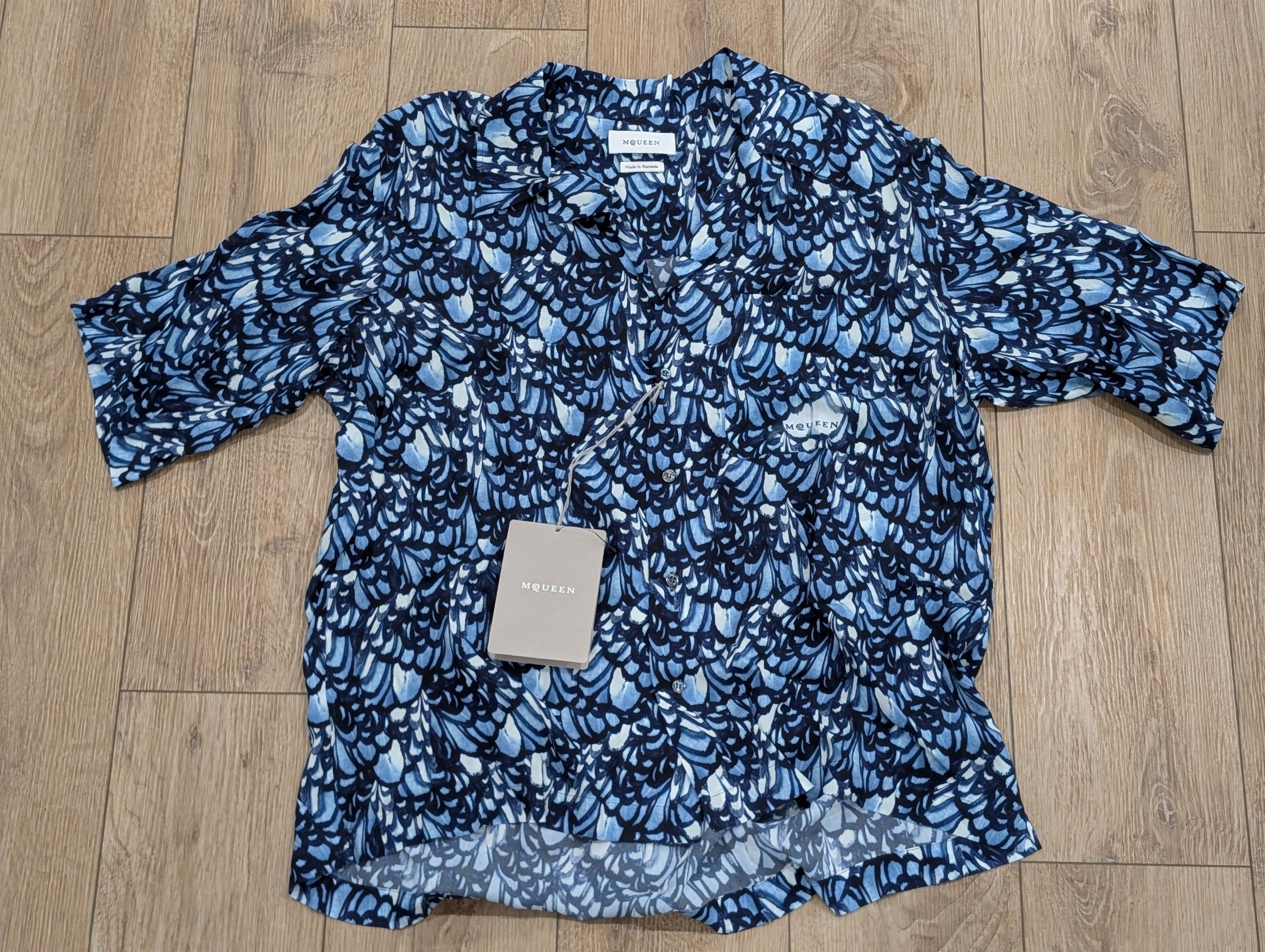 Alexander McQueen Alexander McQueen Feather Boxy Button Up Camp Shirt 16.5 Size US L / EU 52-54 / 3 - 1 Thumbnail