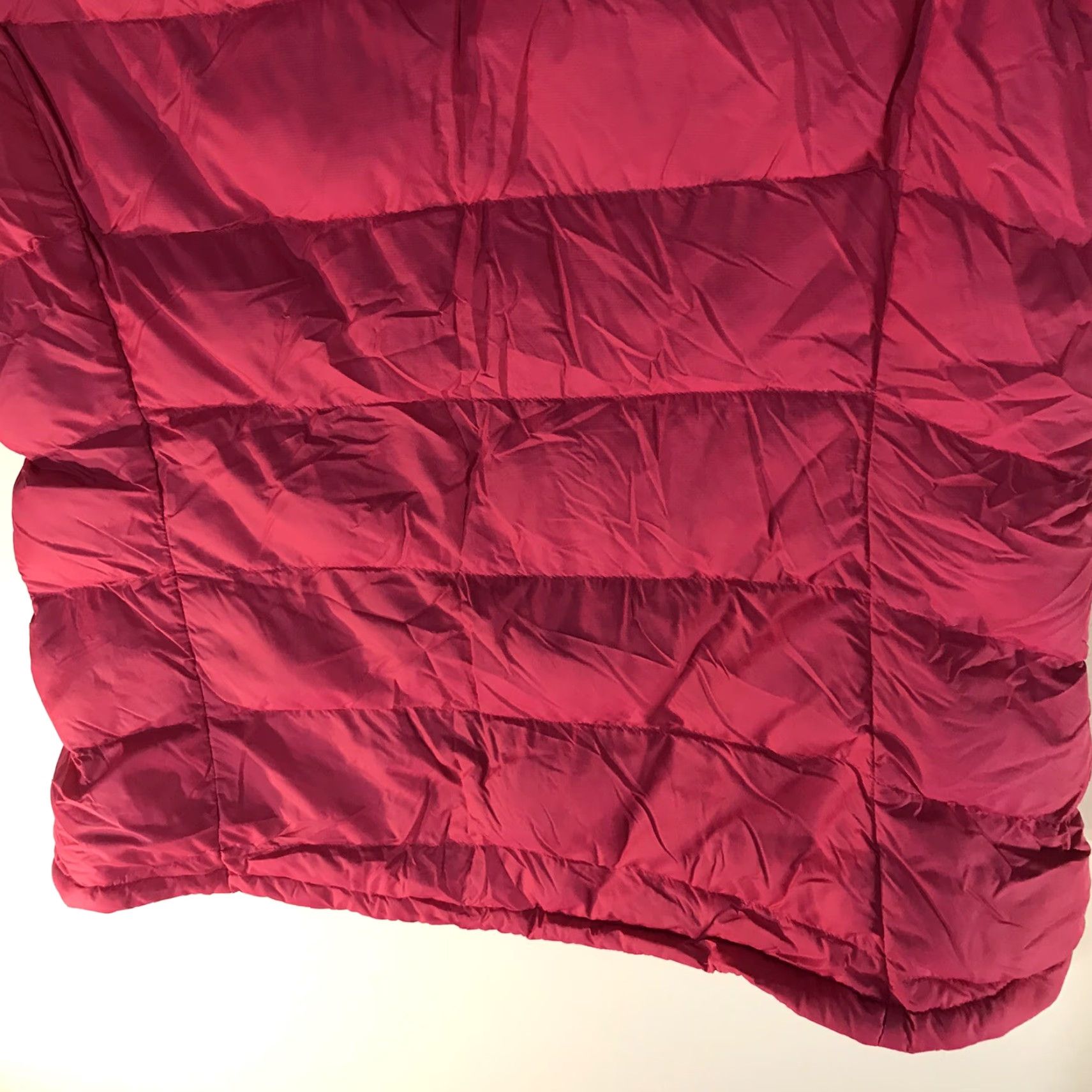 Mountain Hardwear VINTAGE Mountain Hardwear Pink Down Puffer Vest Women's XL Nylon Casual Winter Fall Quilted Zipper Size XL / US 12-14 / IT 48-50 - 6 Thumbnail