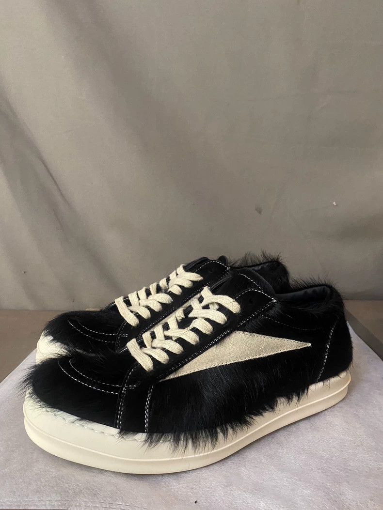 Rick Owens Rick Owens Black Furry Lowtop Sneakers-yf Size US 7 / EU 40 - 1 Thumbnail